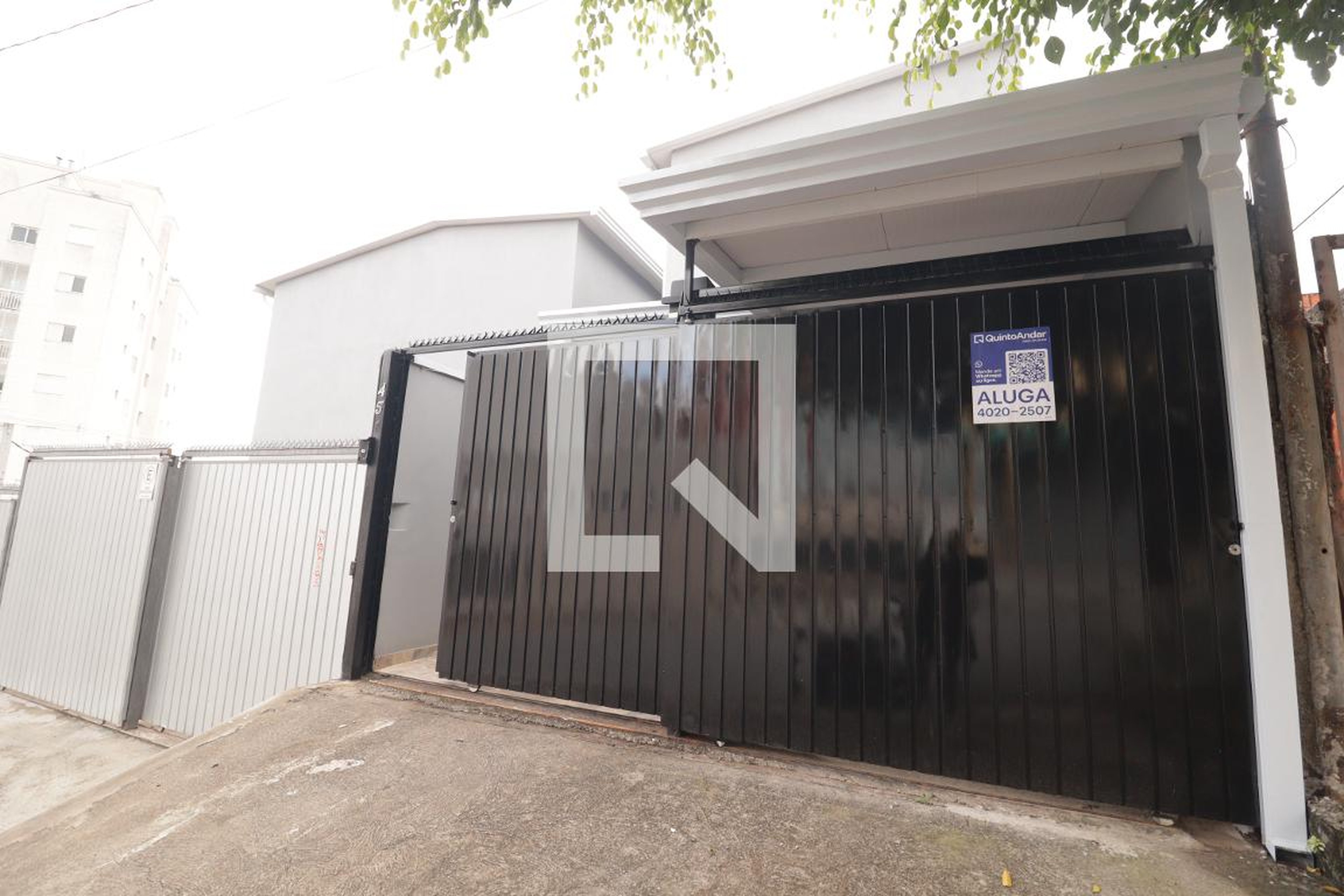 Fachada Condomínio em Rua Argenta, 45