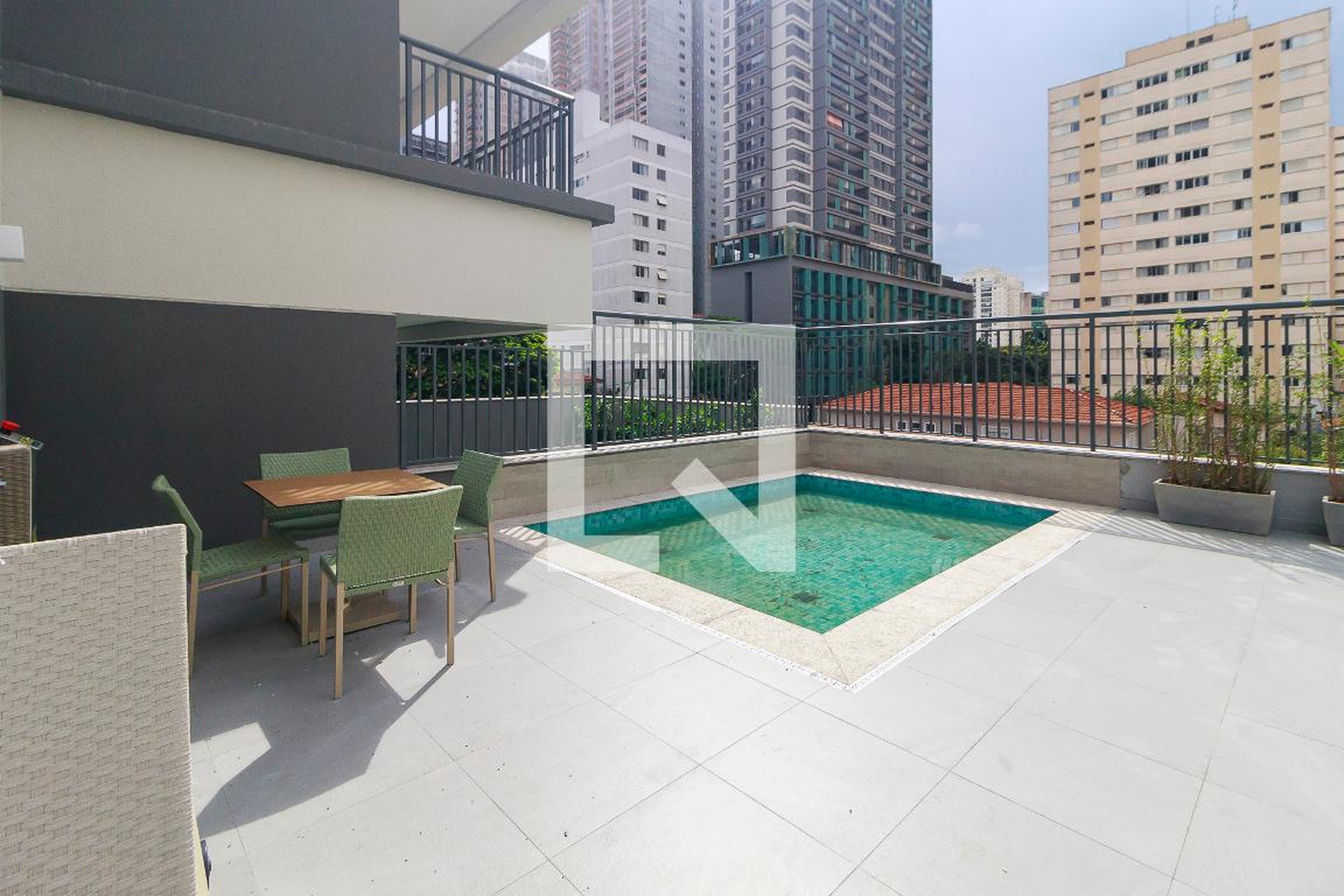 Piscina - Retrato Dialogo