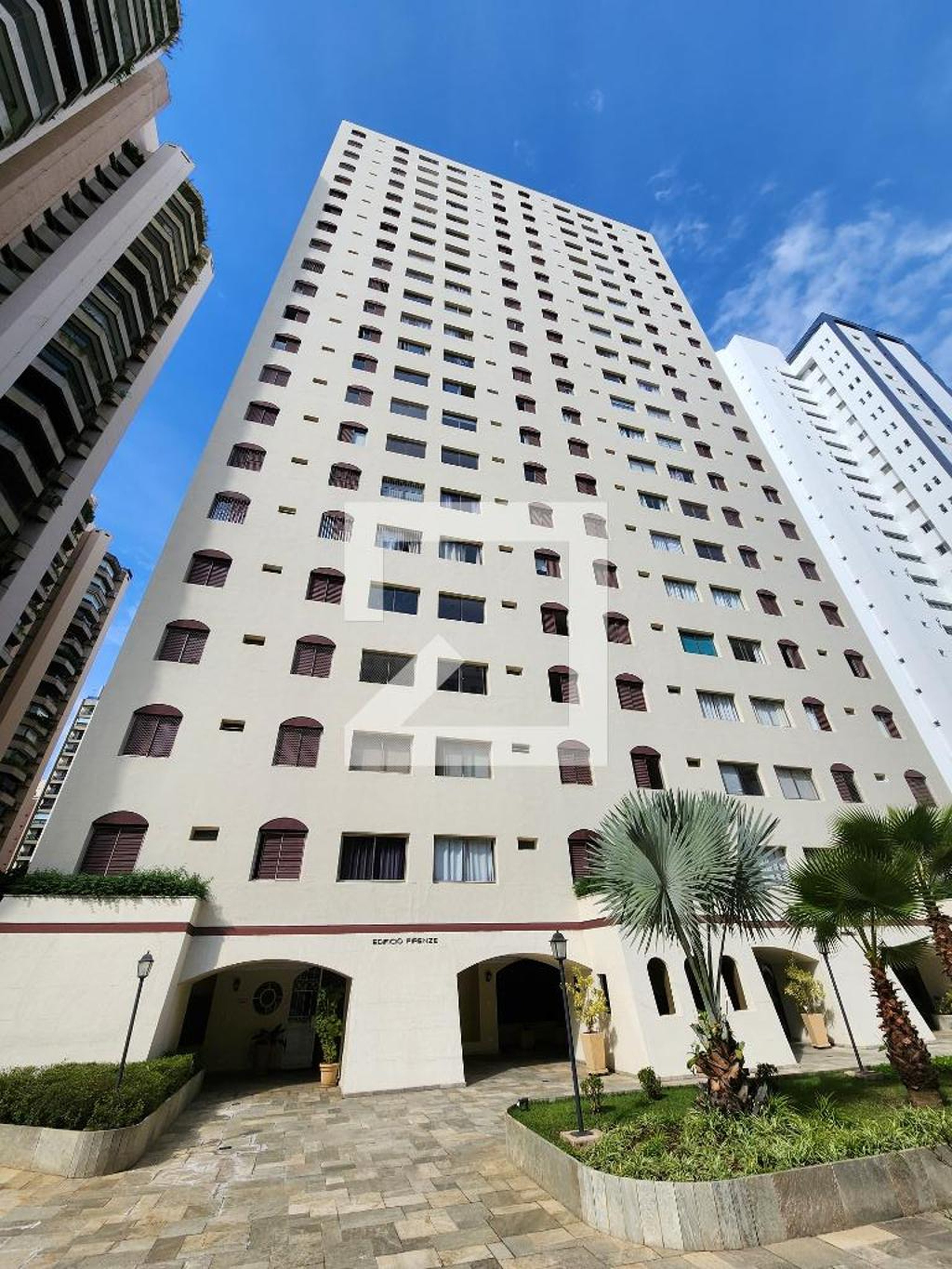 Fachada Condomínio Firenze Venezia