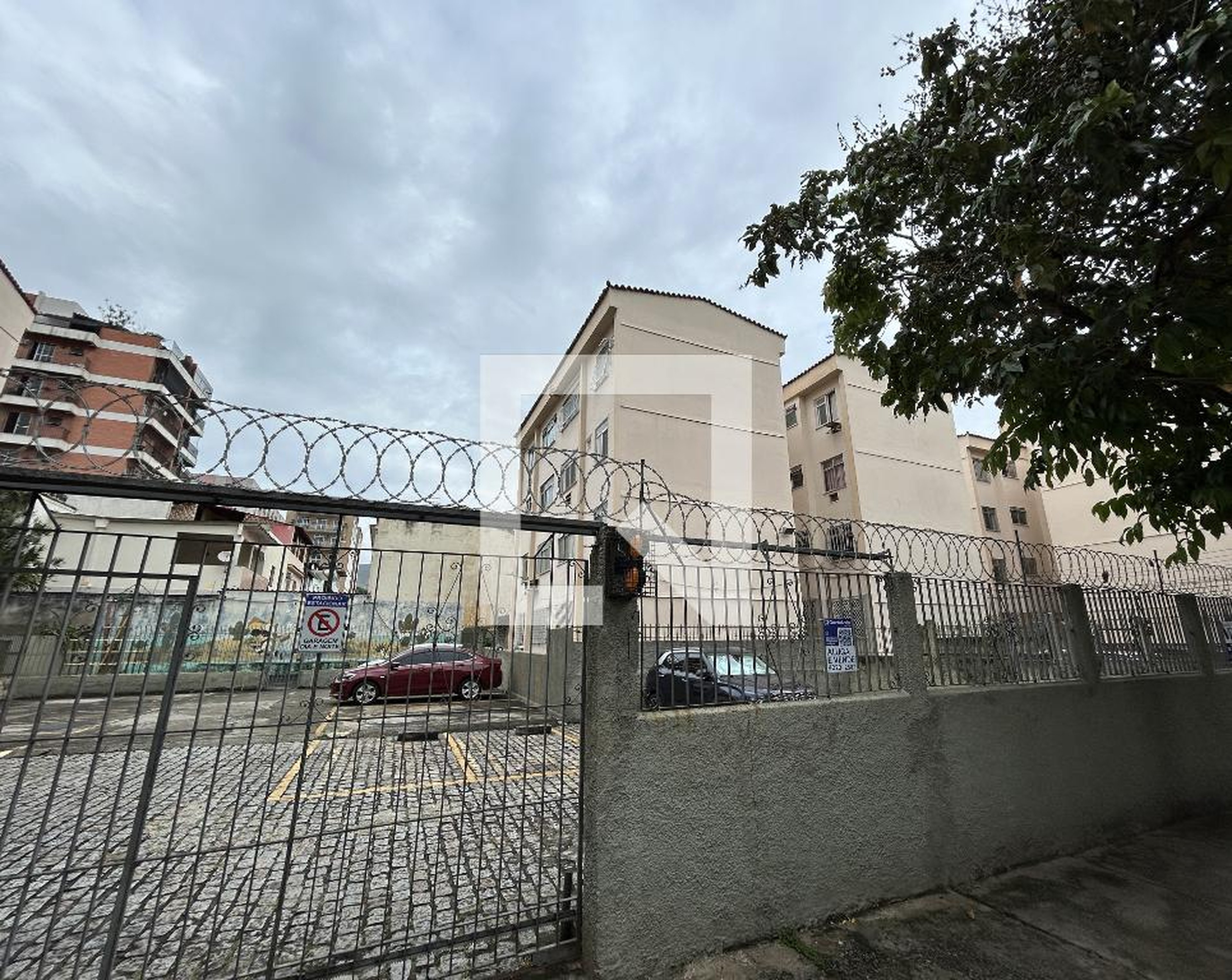 Fachada Condomínio Pitean