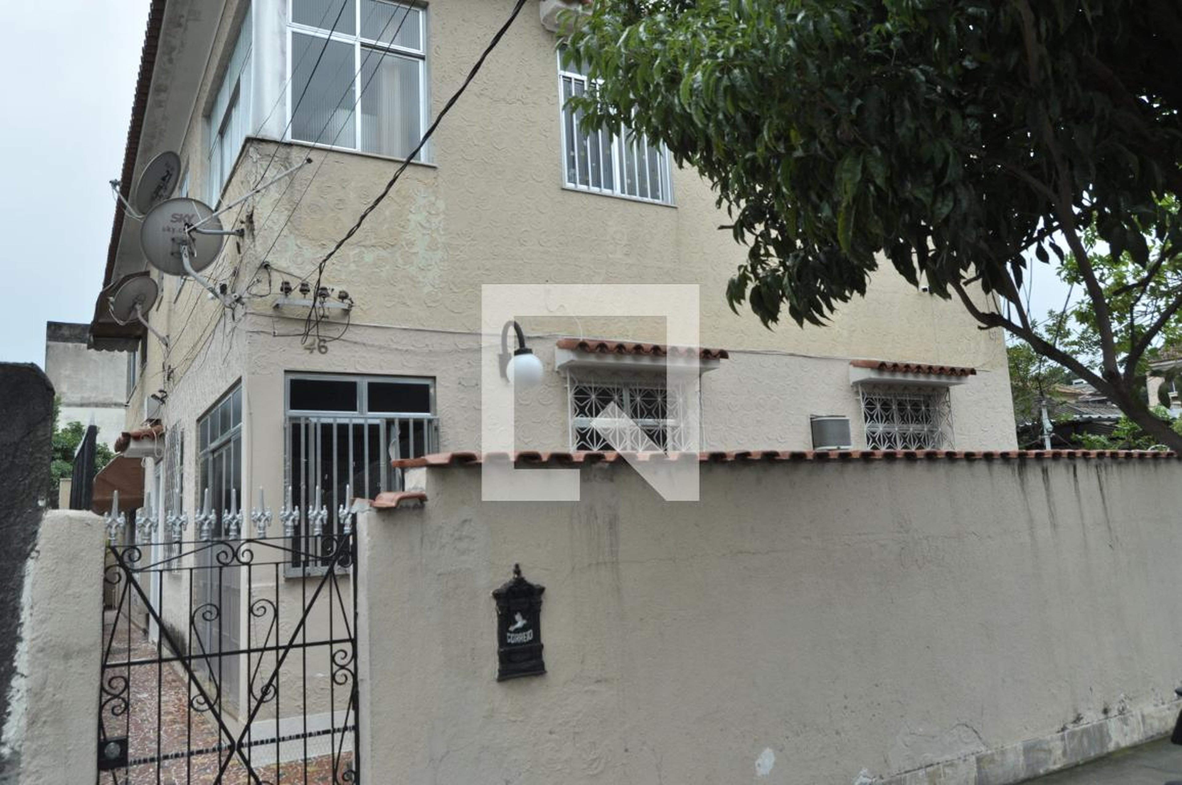 Fachada Condomínio em Rua Maria Paula, 46