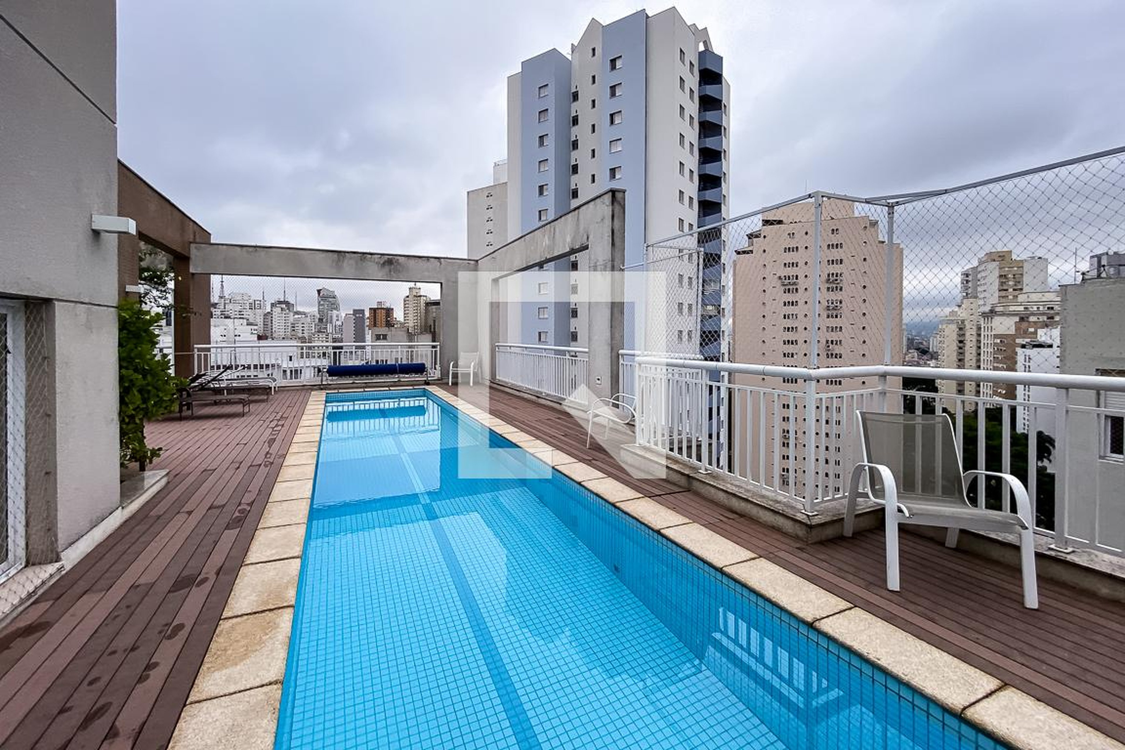 Piscina - Edifício MOVE