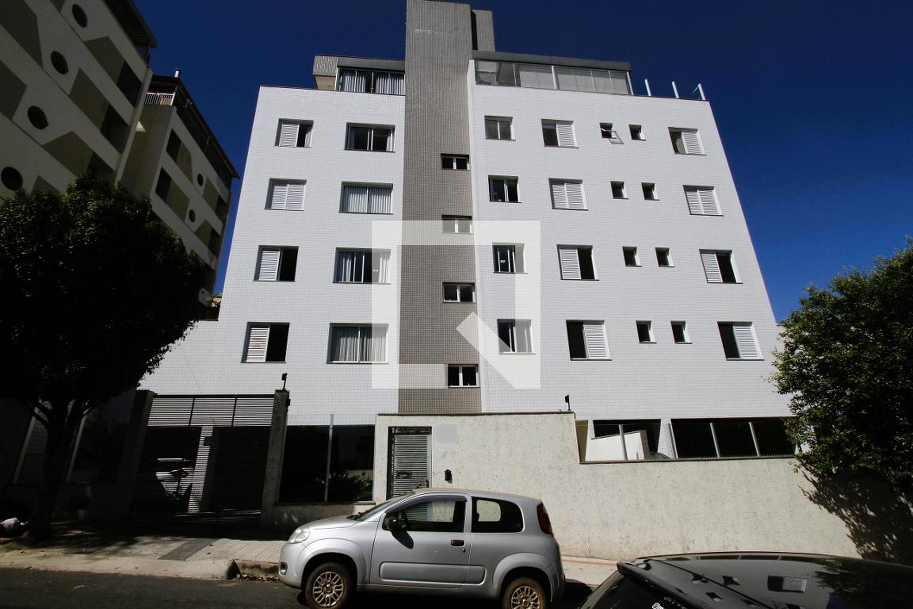 Fachada do Prédio Condomínio em Rua Cândido Nogueira, 35
