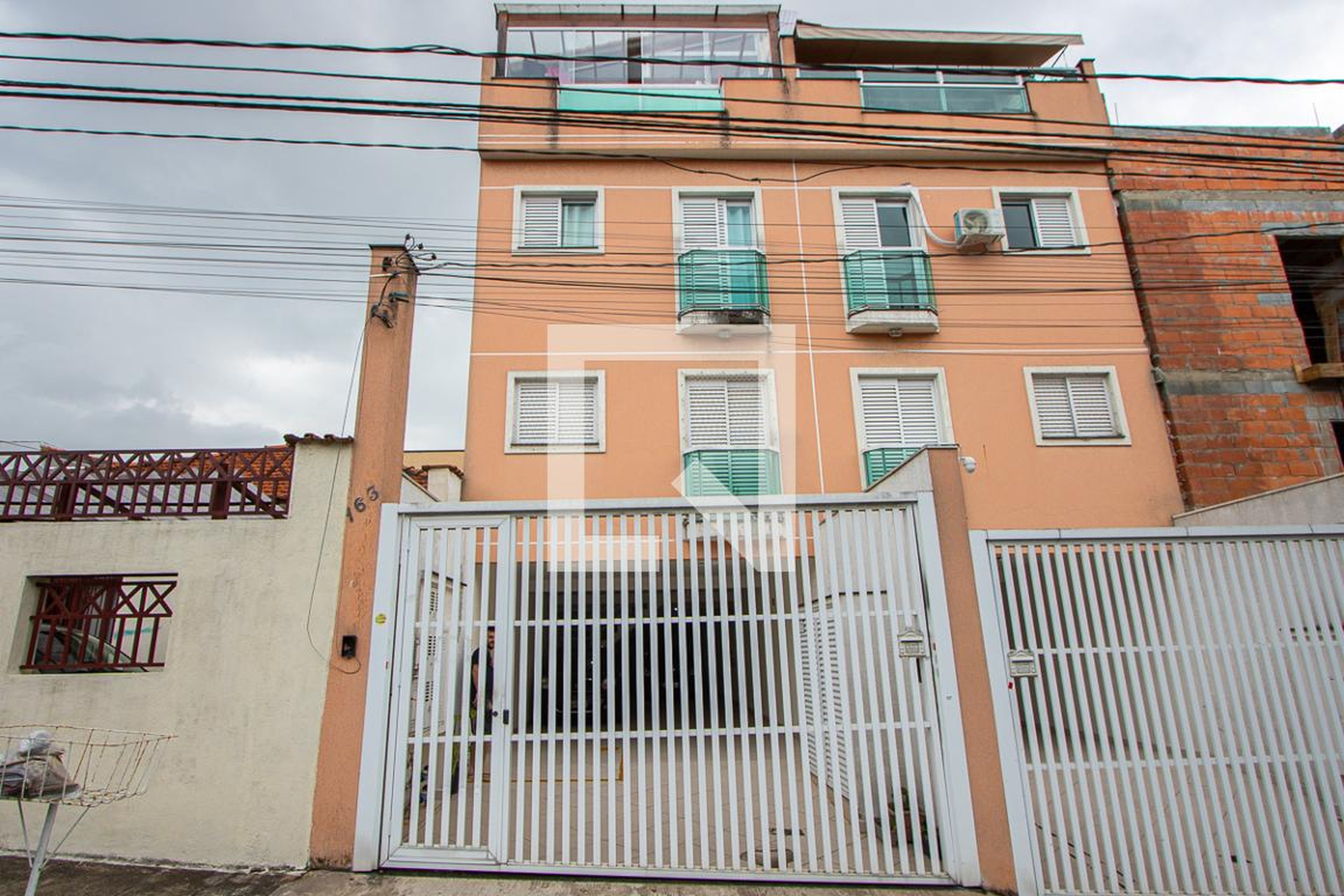 Fachada Condomínio em Rua Ibiraçaba, 163