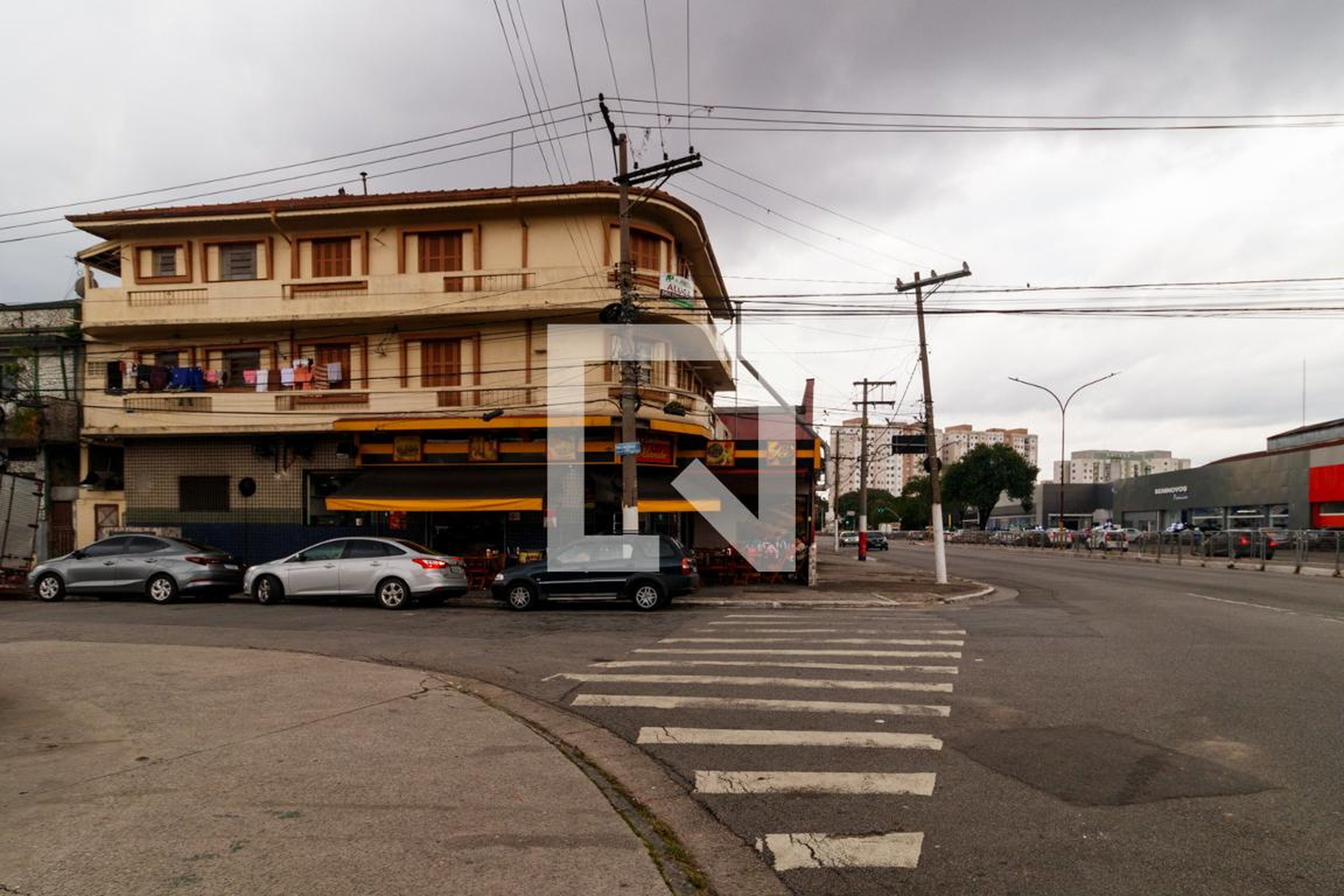 Fachada do Prédio Condomínio em Rua da Coroa, 1825