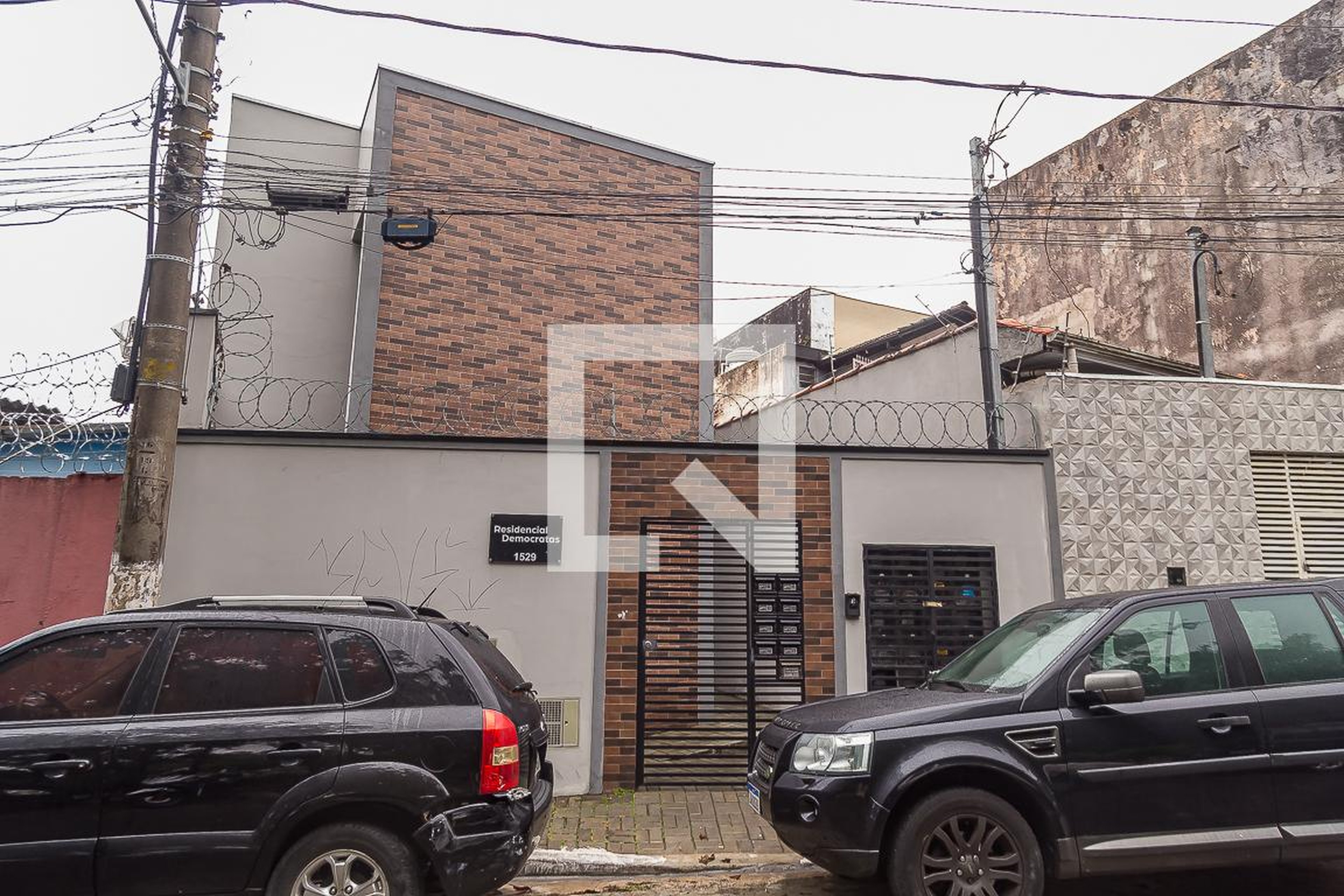 Fachada Residencial Democrata