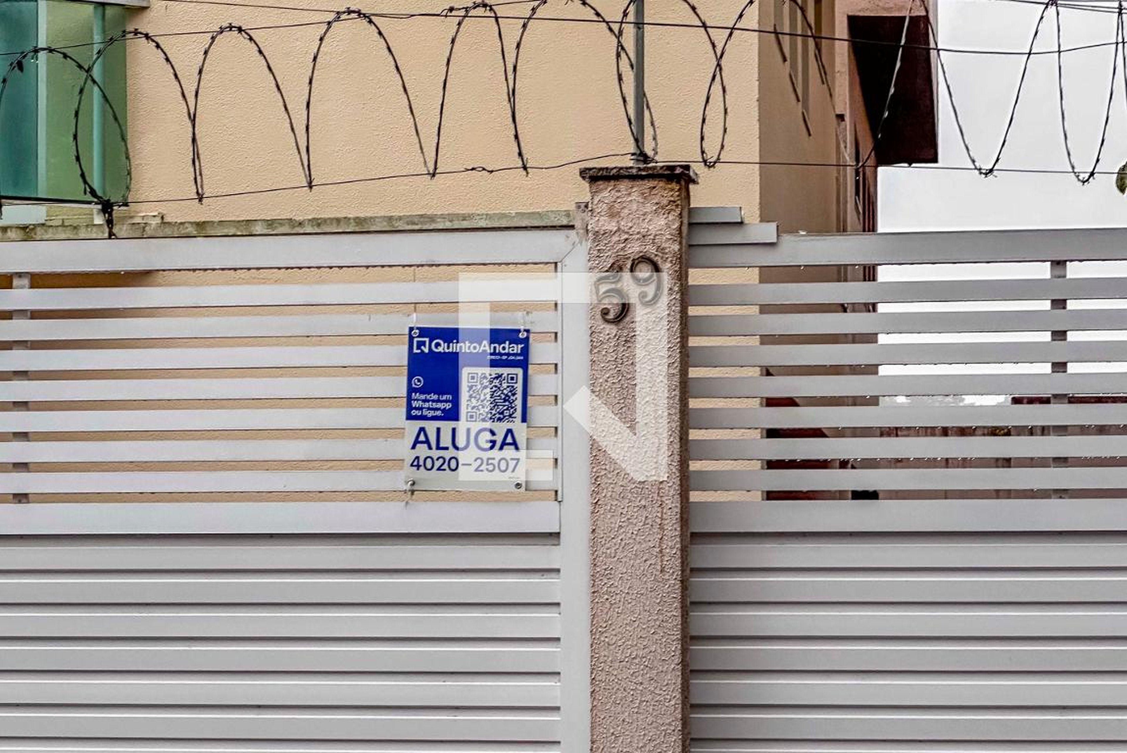 Fachada Condomínio em Rua Abreu Viêira, 59