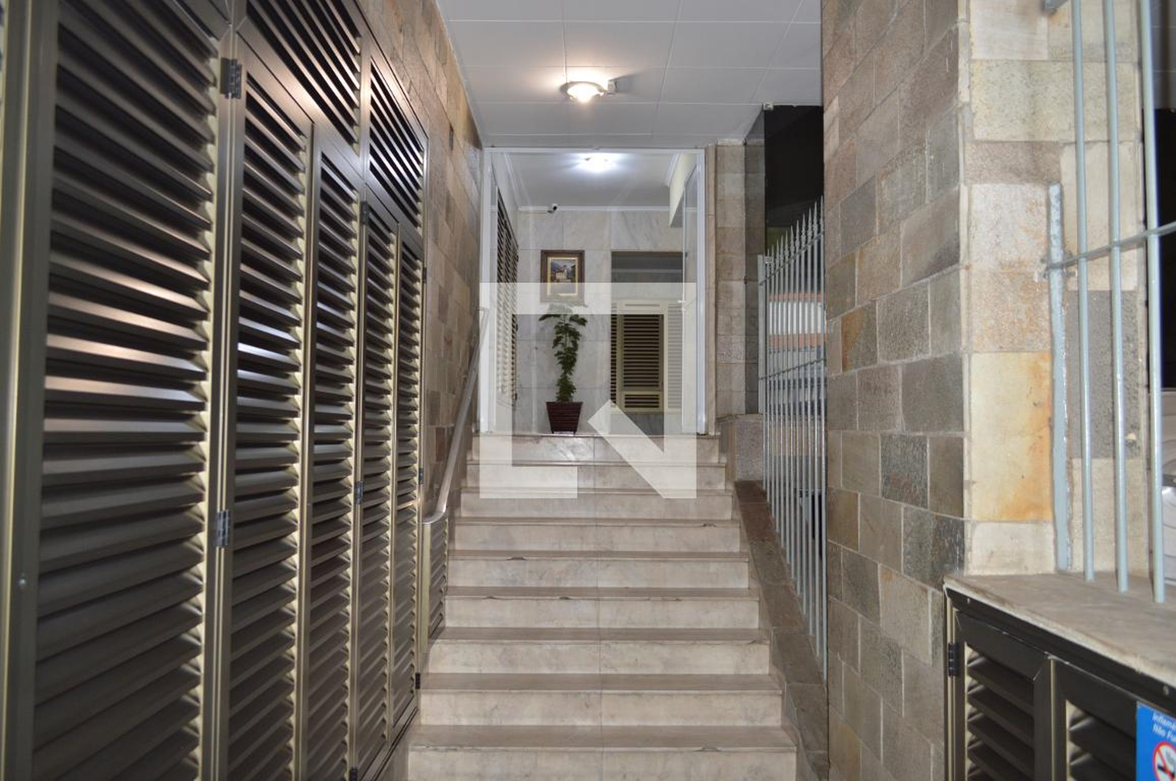 Entrada - Edifício Irene S.D. Helena