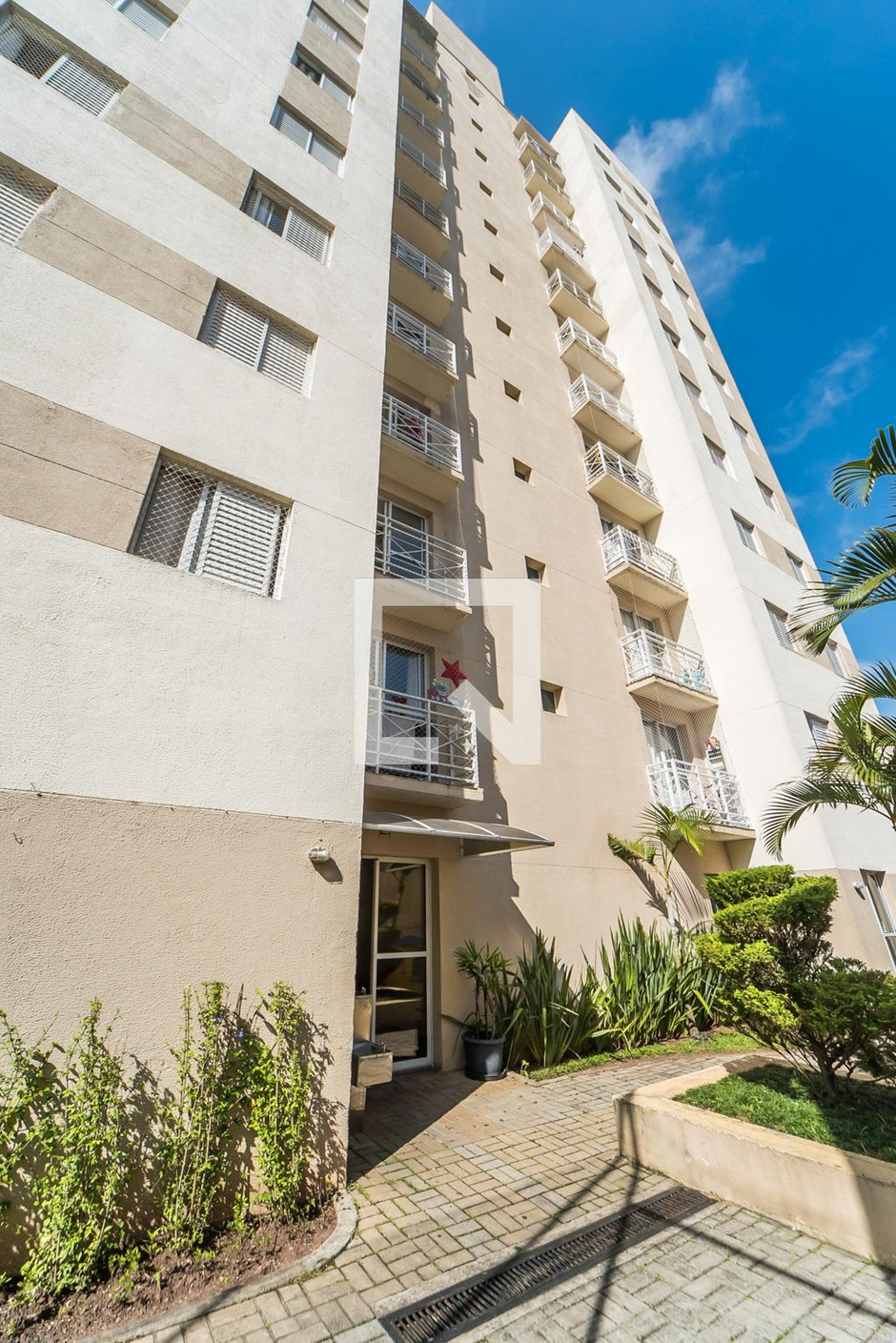 Fachada do Condomínio Condomínio Reserva dos Ypes