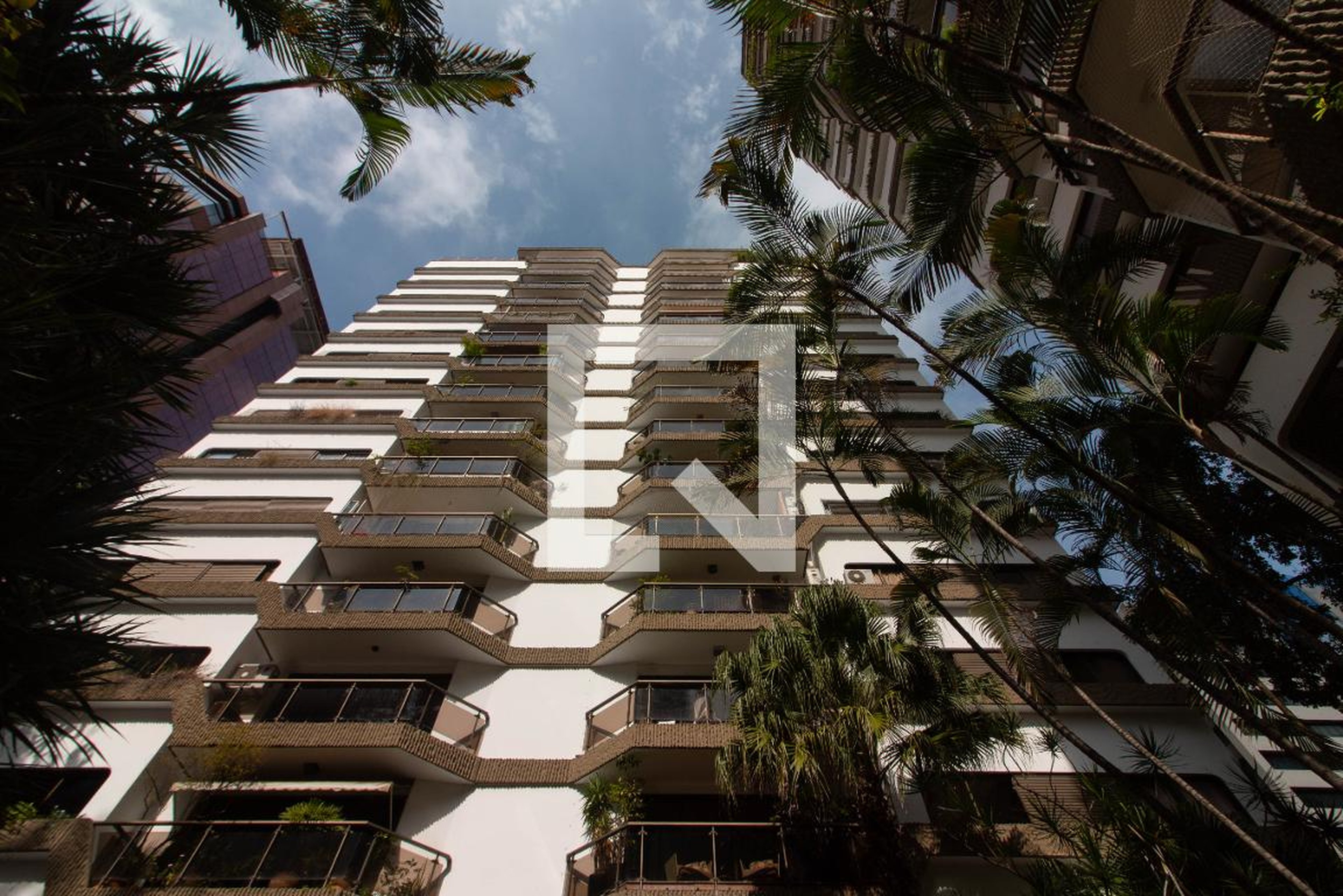 Fachada Condomínio Queen Elisabeth