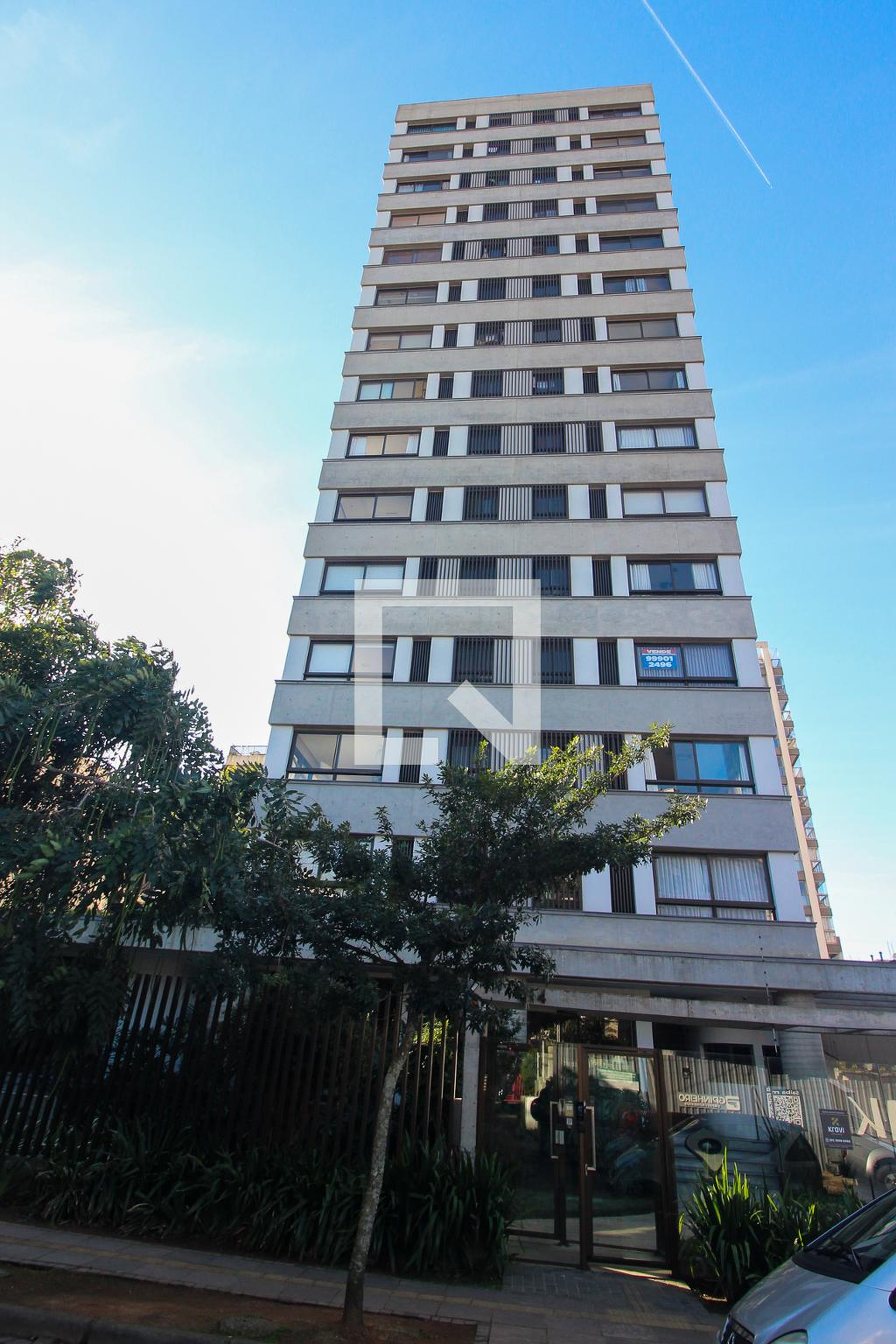 Fachada do Prédio Condomínio Tom