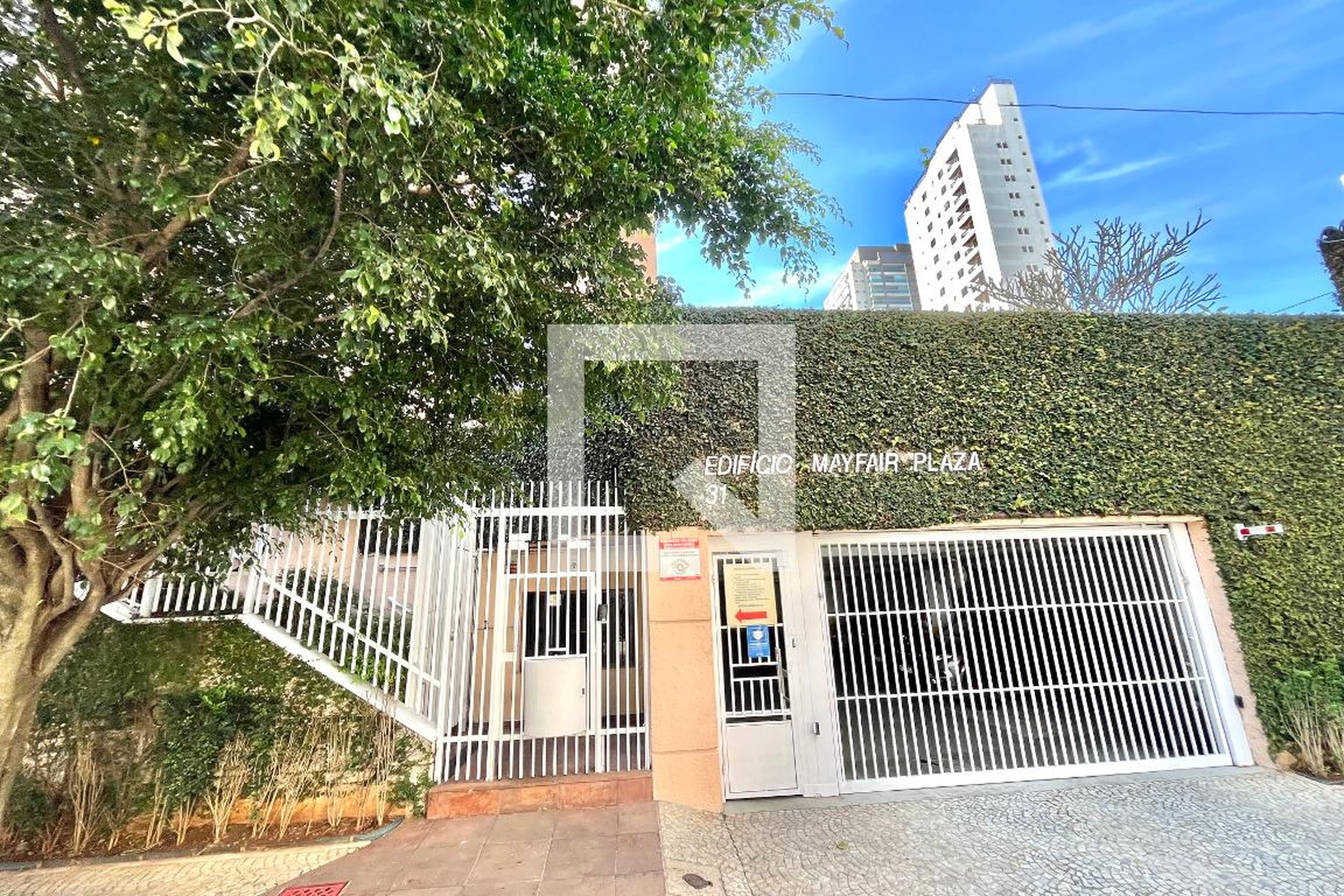 Fachada Edifício Mayfair Plaza
