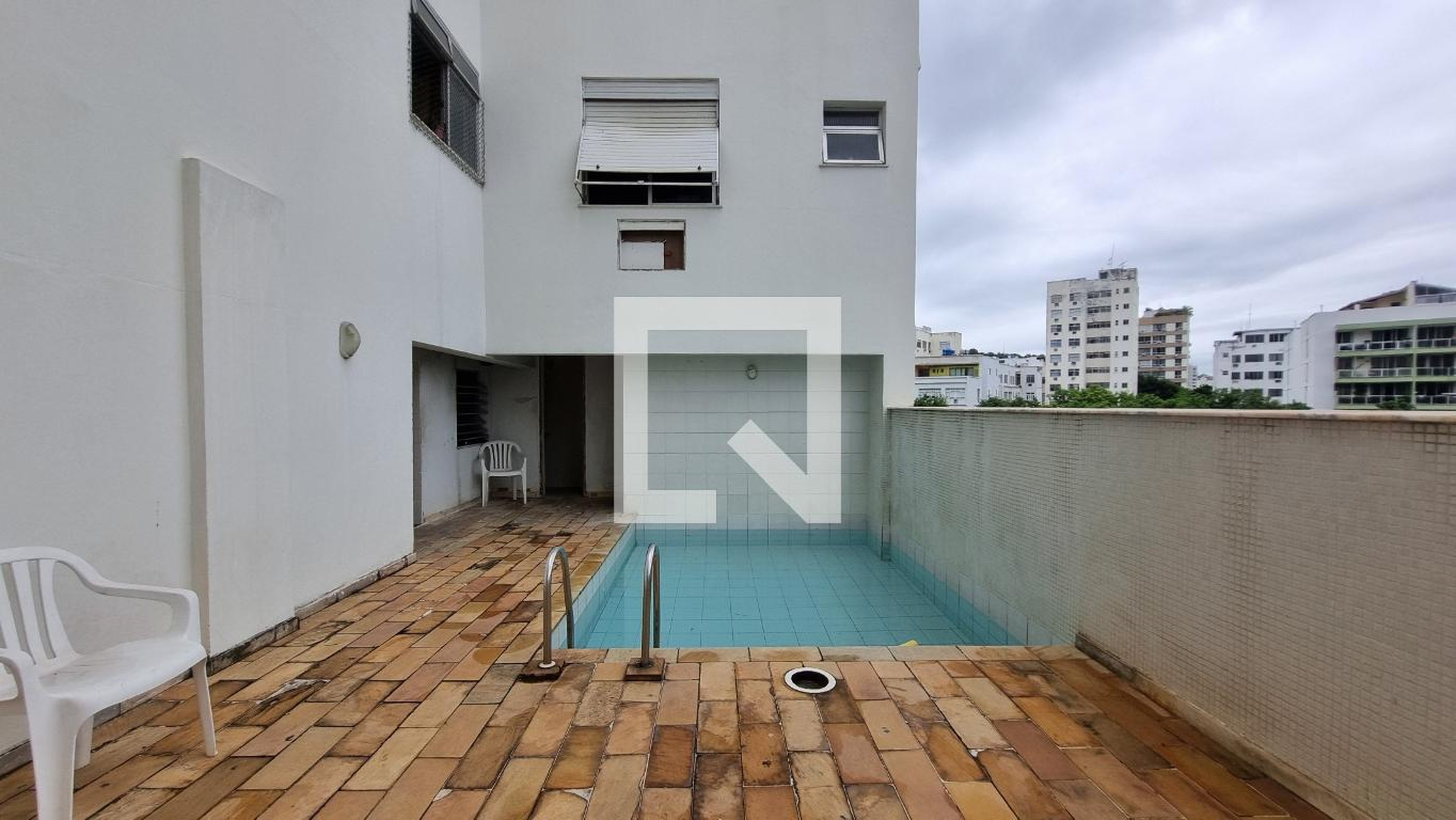 Piscina - Edifício João