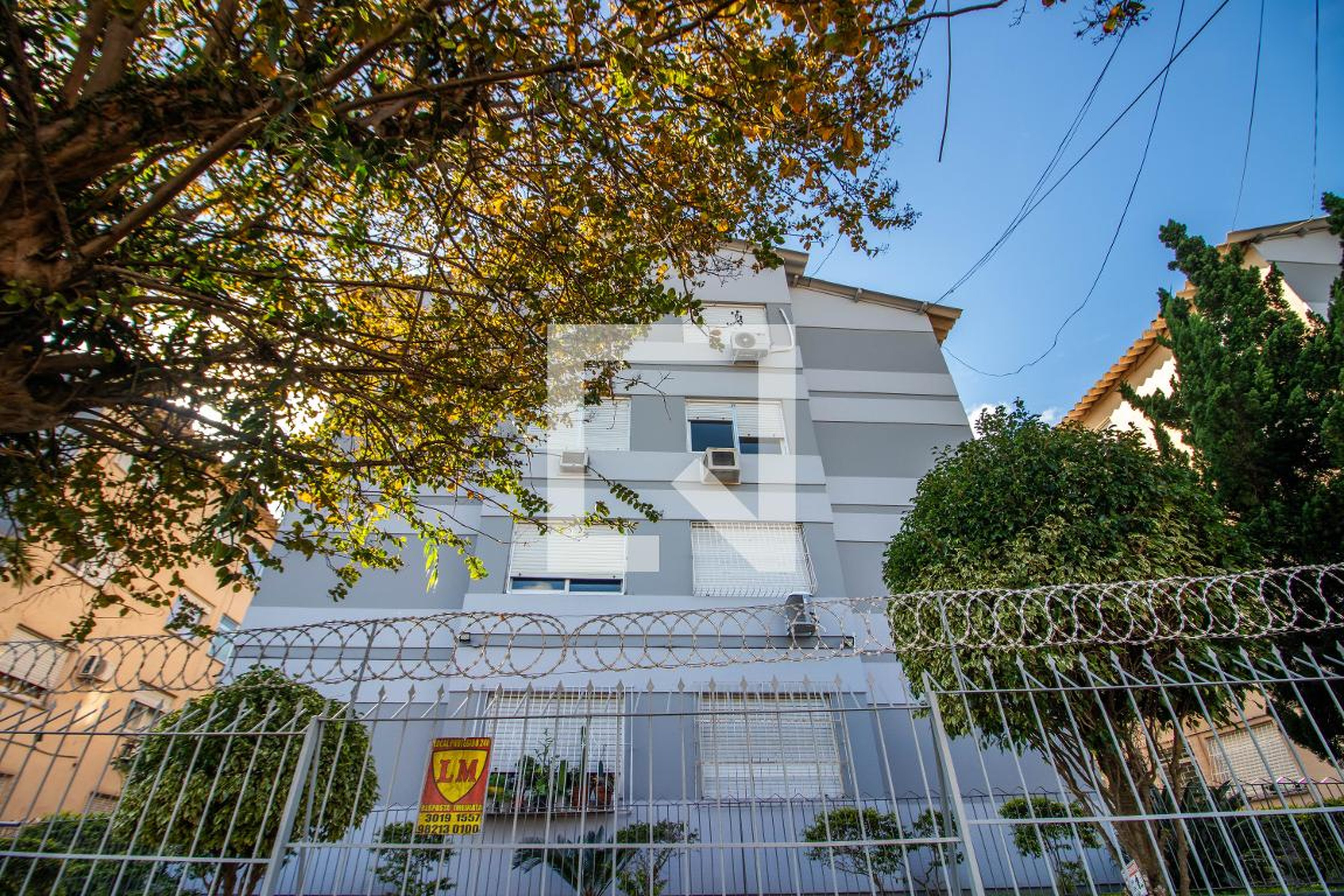 Fachada Condomínio em Rua Carlos Estevão, 925