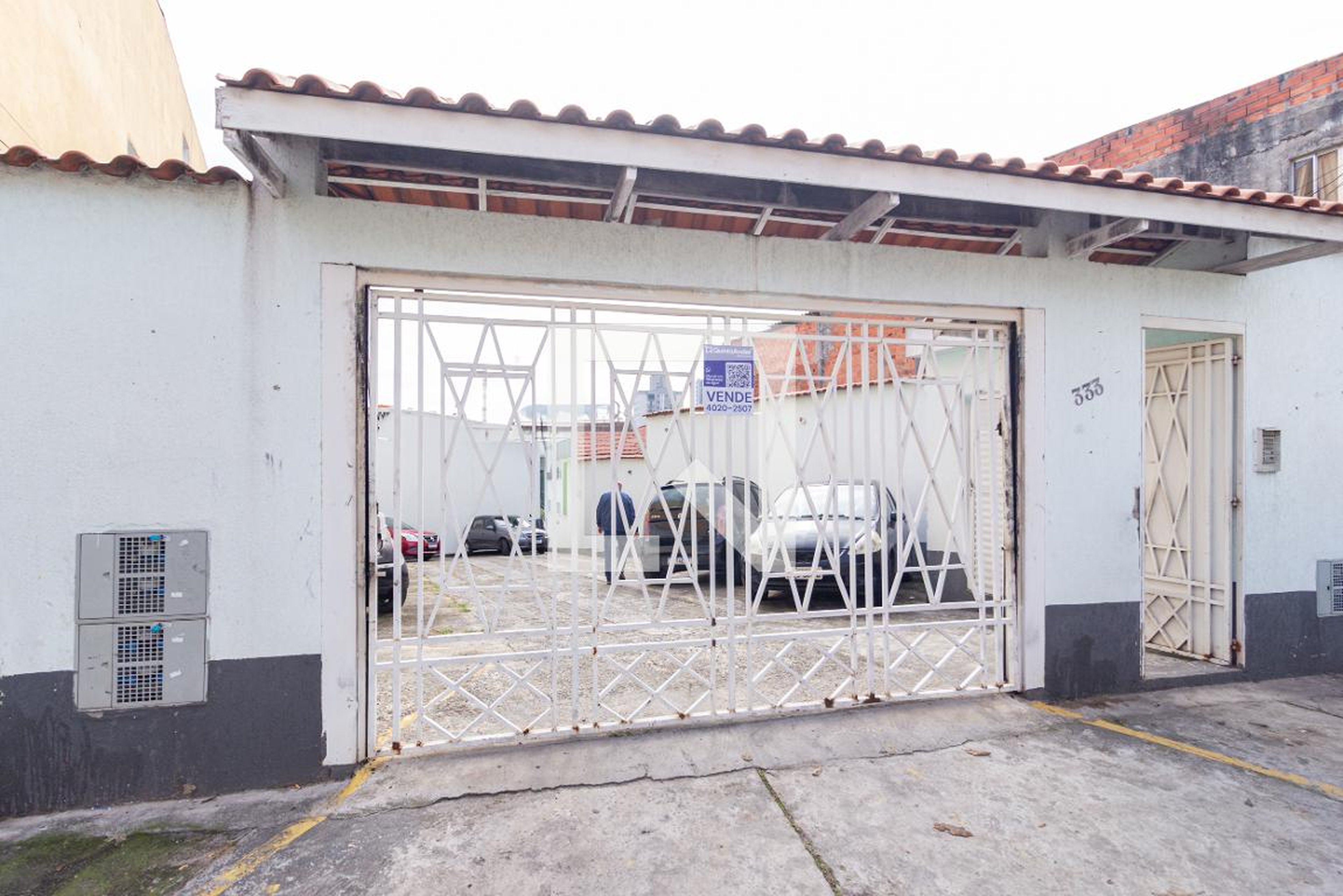 Fachada Condomínio em Rua Gê Alves de Medeiros, 333