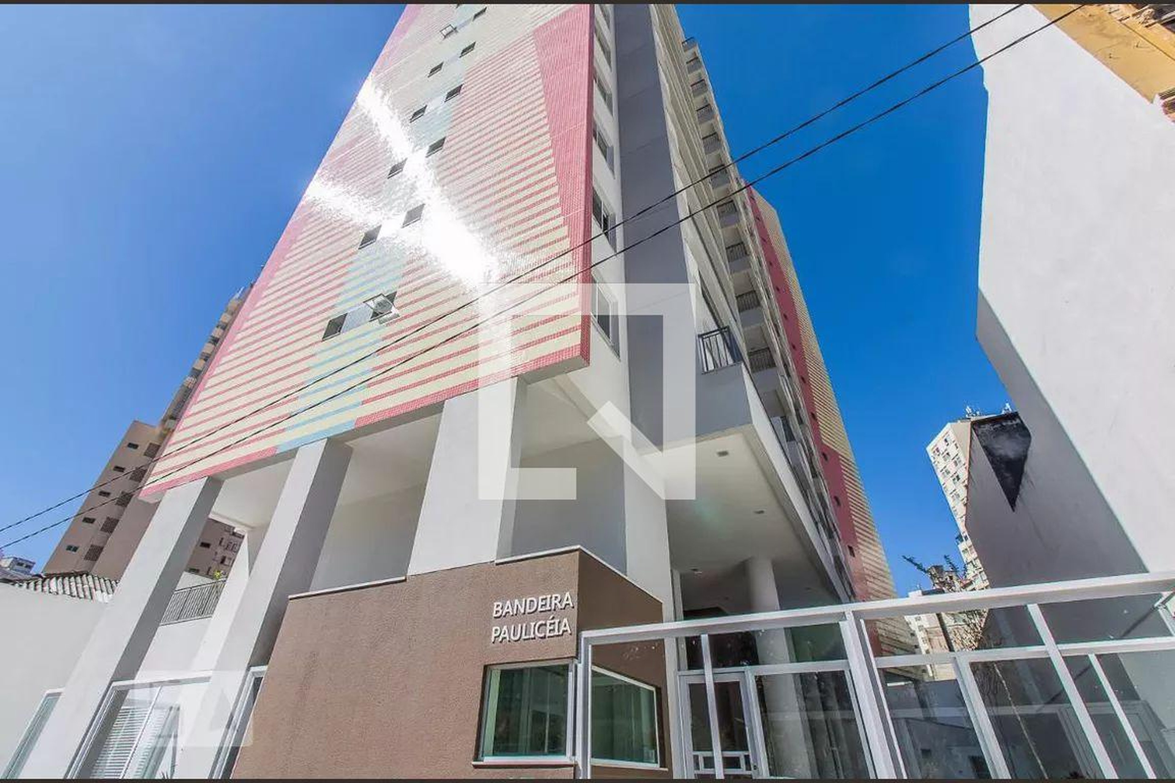 Fachada Condomínio em Rua Santo Antônio, 27