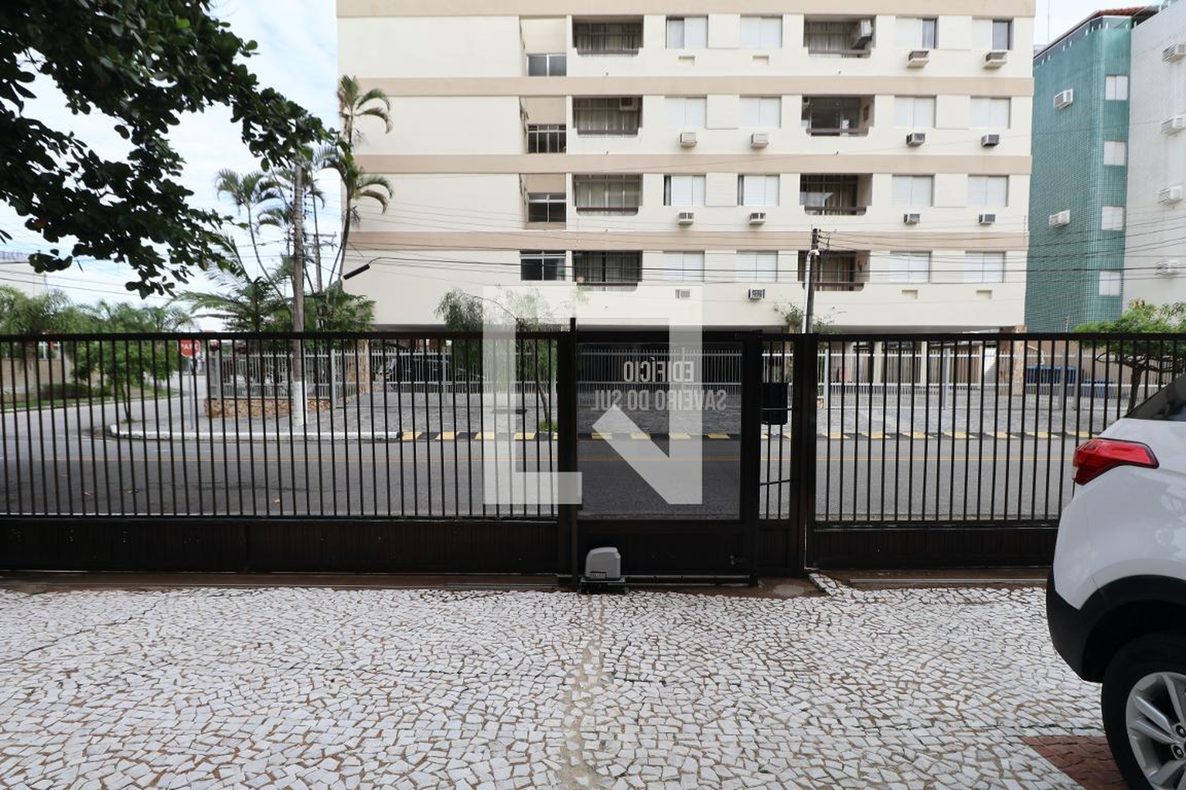 Fachada Condomínio em Avenida Almirante Tamandaré, 365