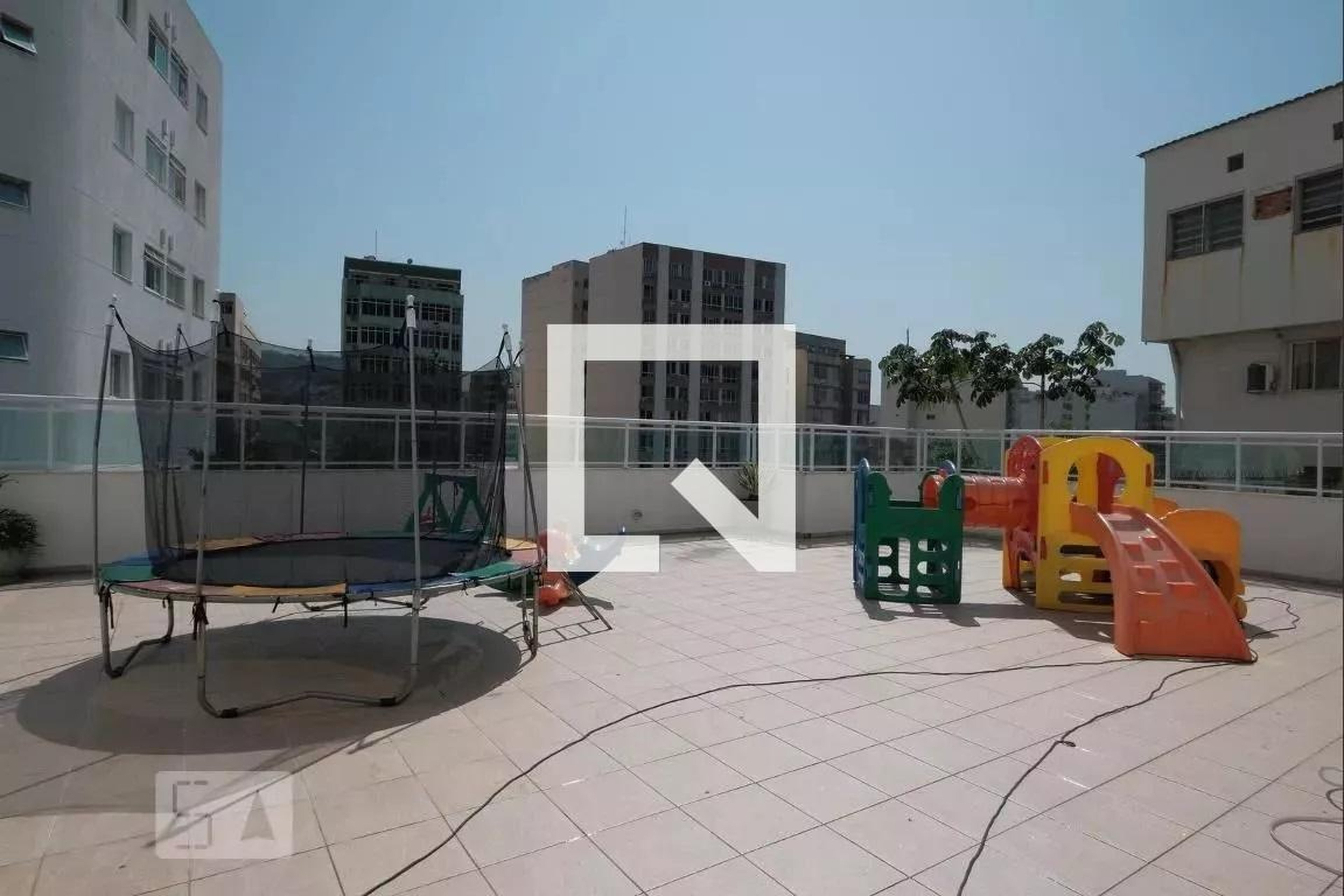 Playground - Villa Carioca