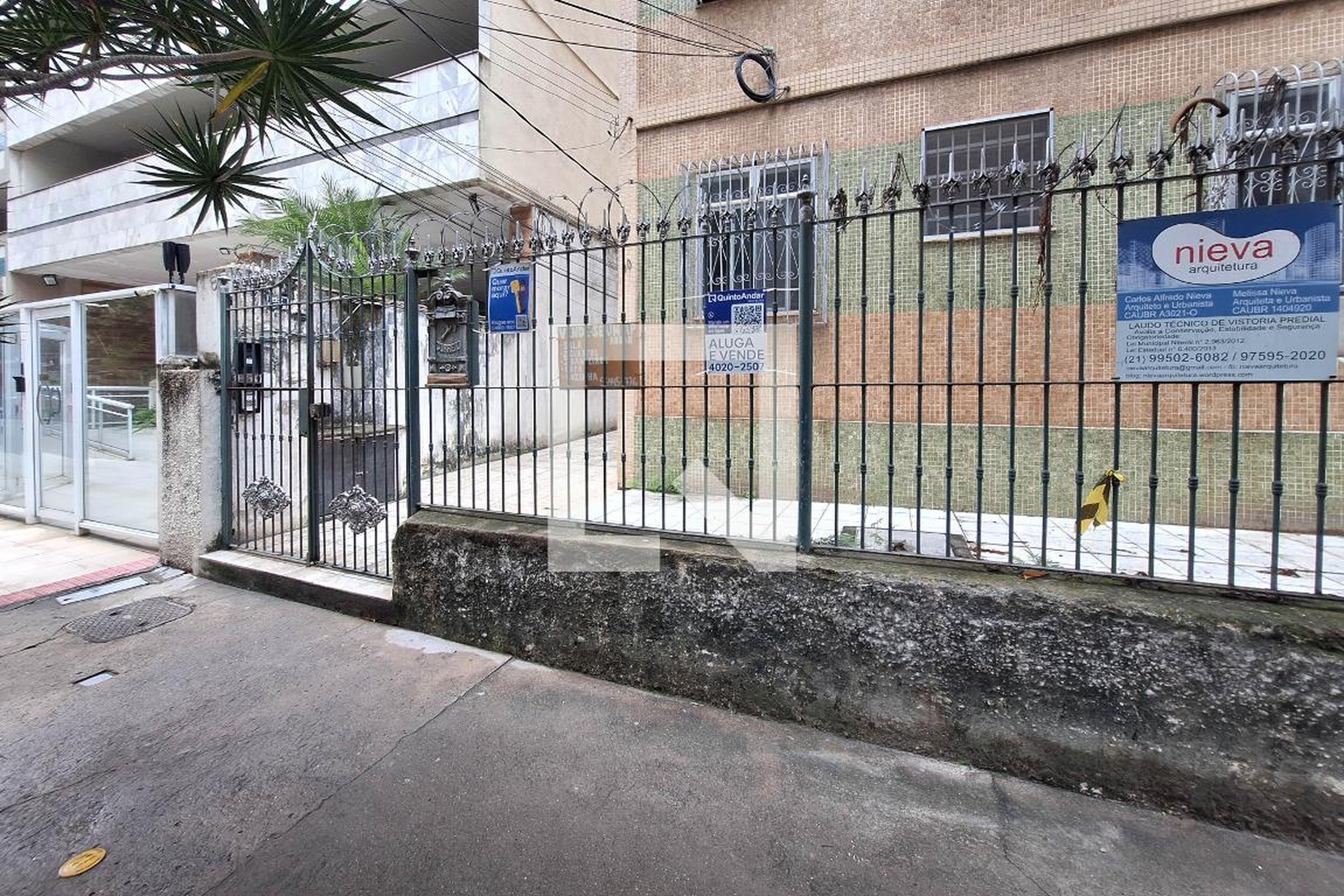 Fachada Condomínio em Rua Joaquim Távora, 92