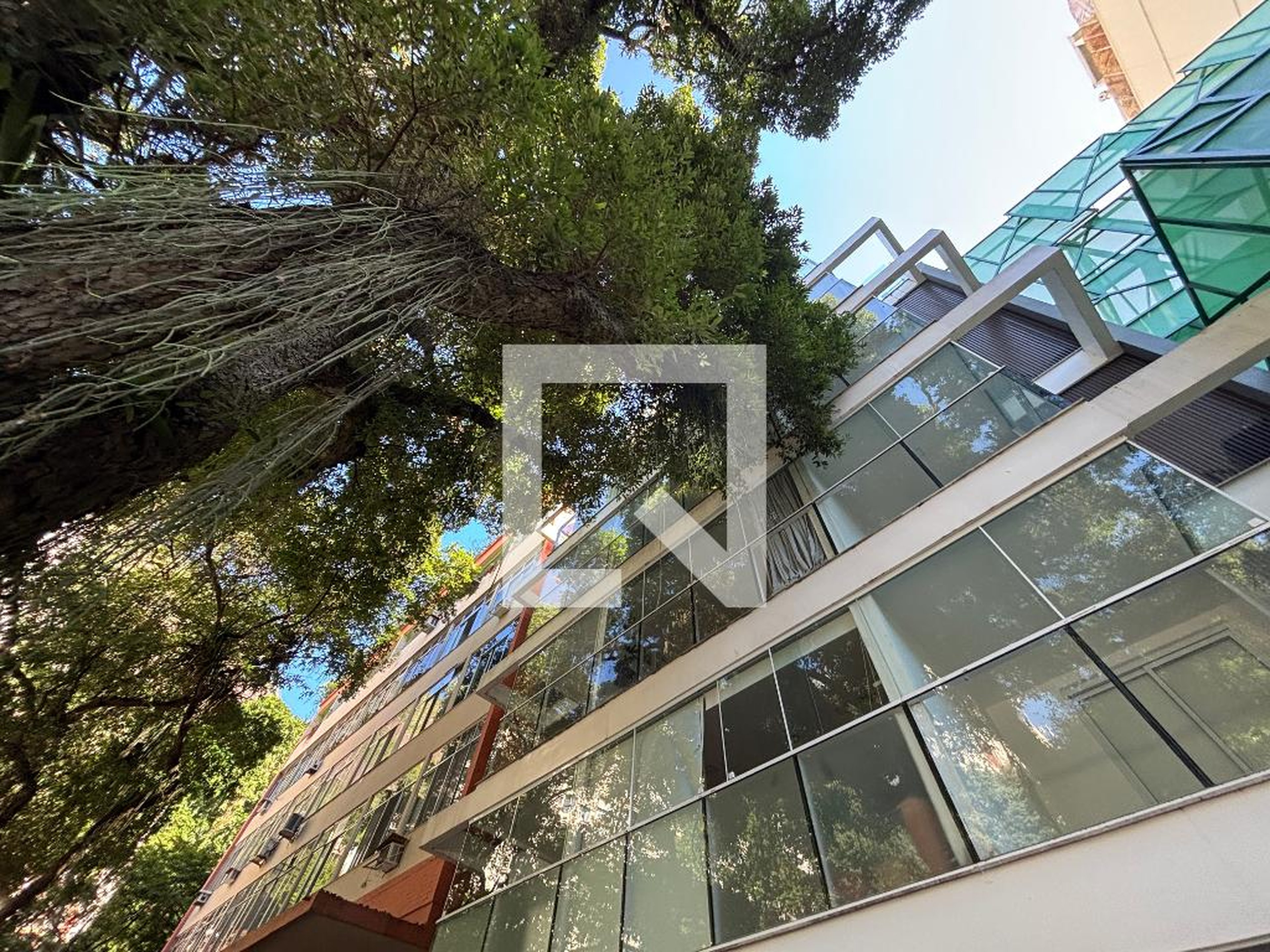 Fachada Condomínio Selfie Tech