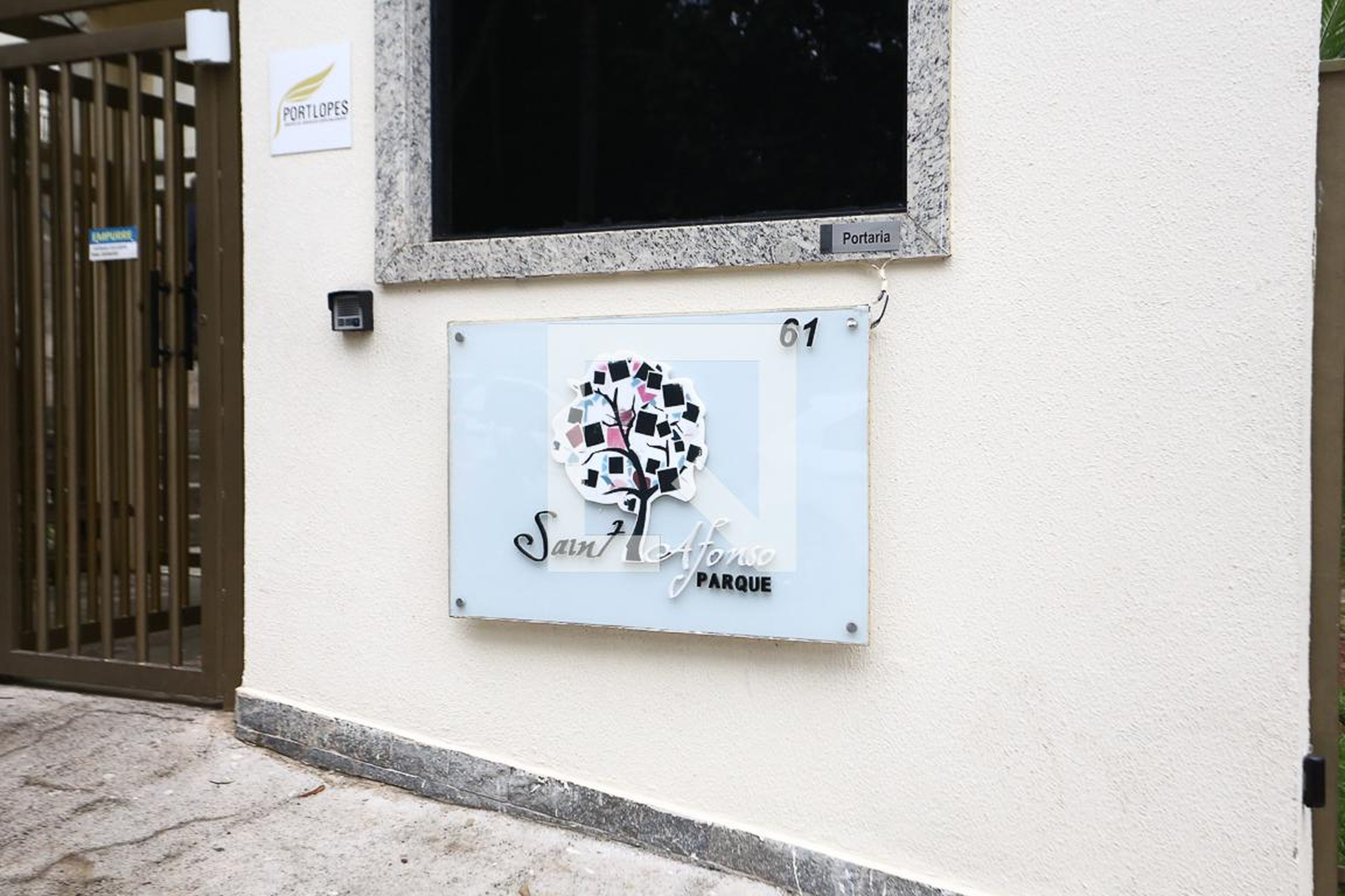 Fachada Condomínio Parque Saint Afonso