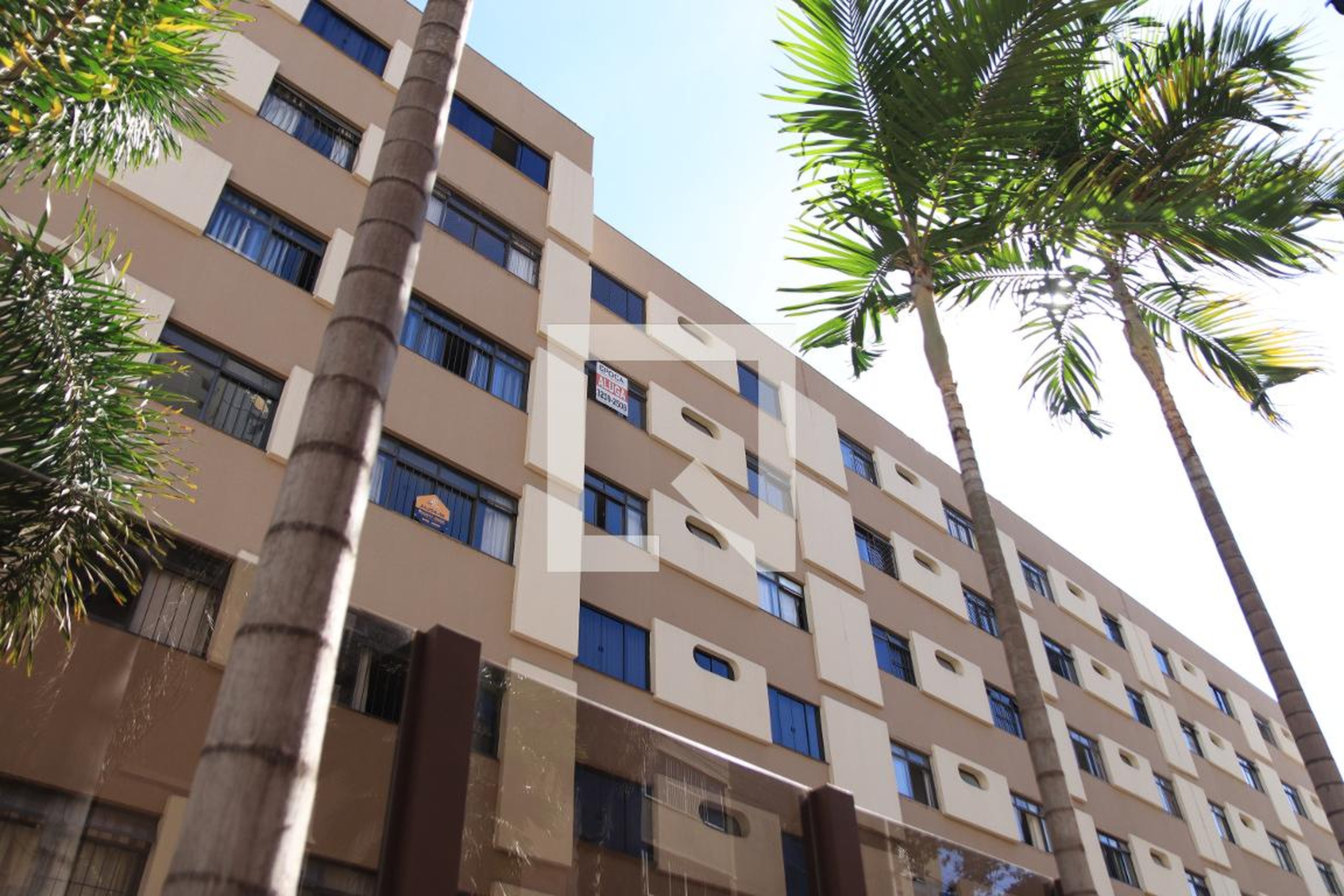 Fachada Condomínio em Rua T-47, 173