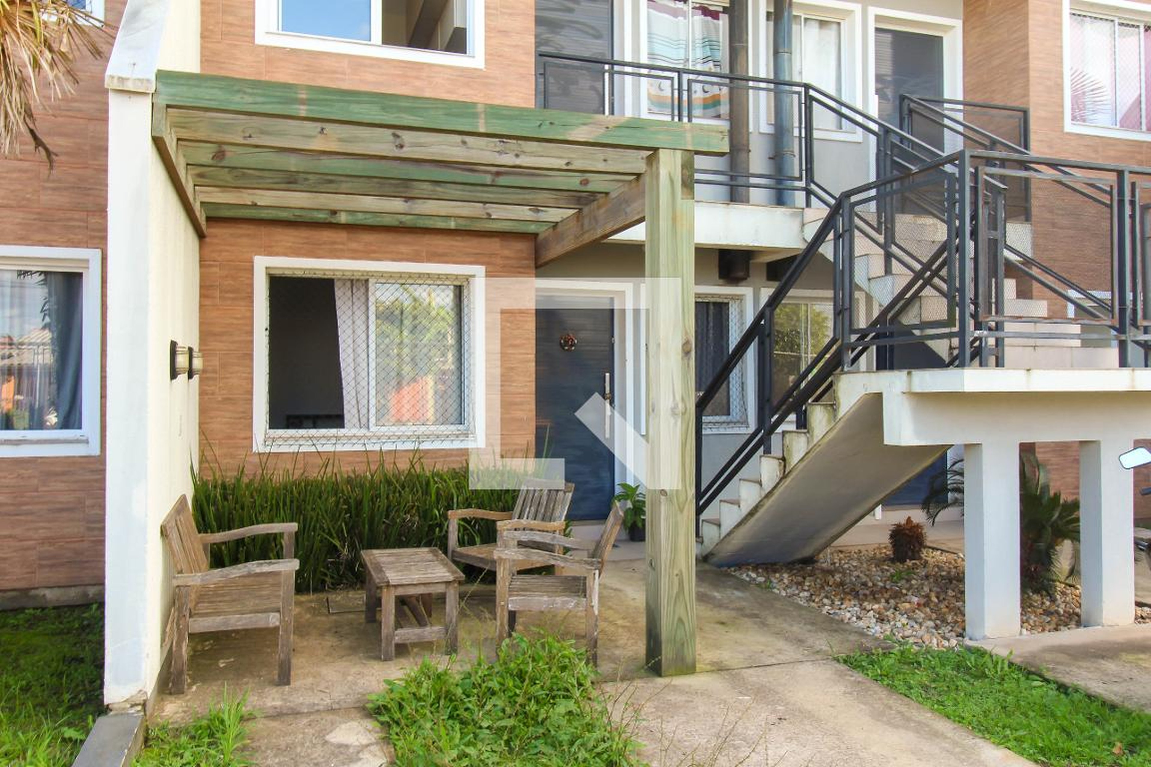 Fachada Condomínio em Rua Nossa Senhora da Candelária, 408