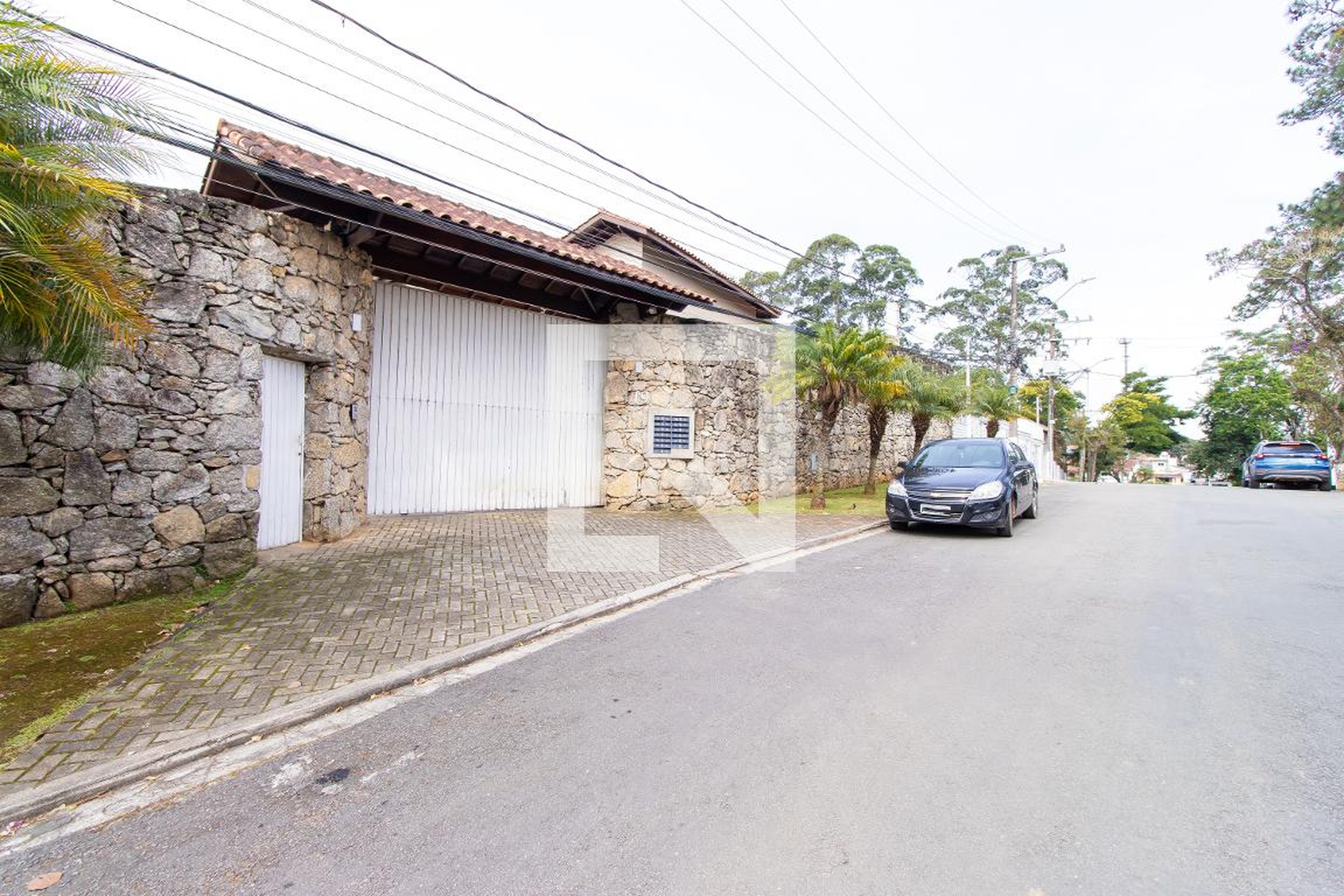 Fachada Condomínio em Rua Paratinga, 19