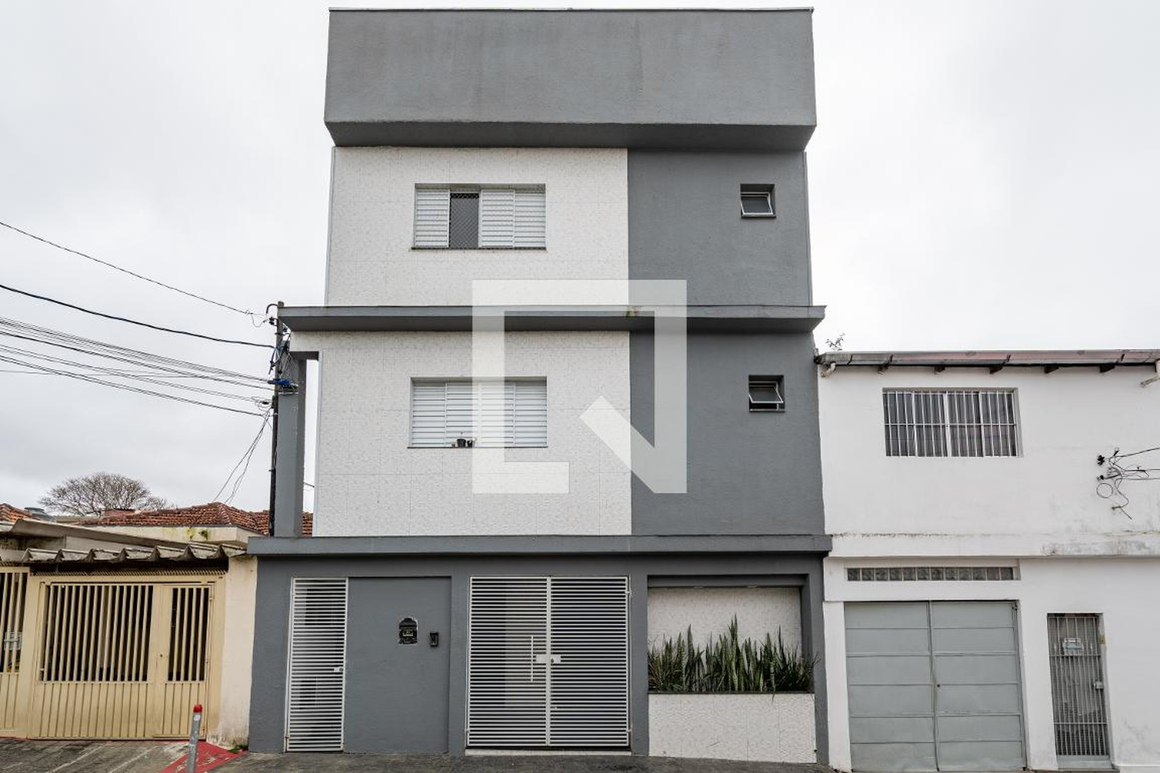 Fachada Condomínio em Rua Pampa, 118