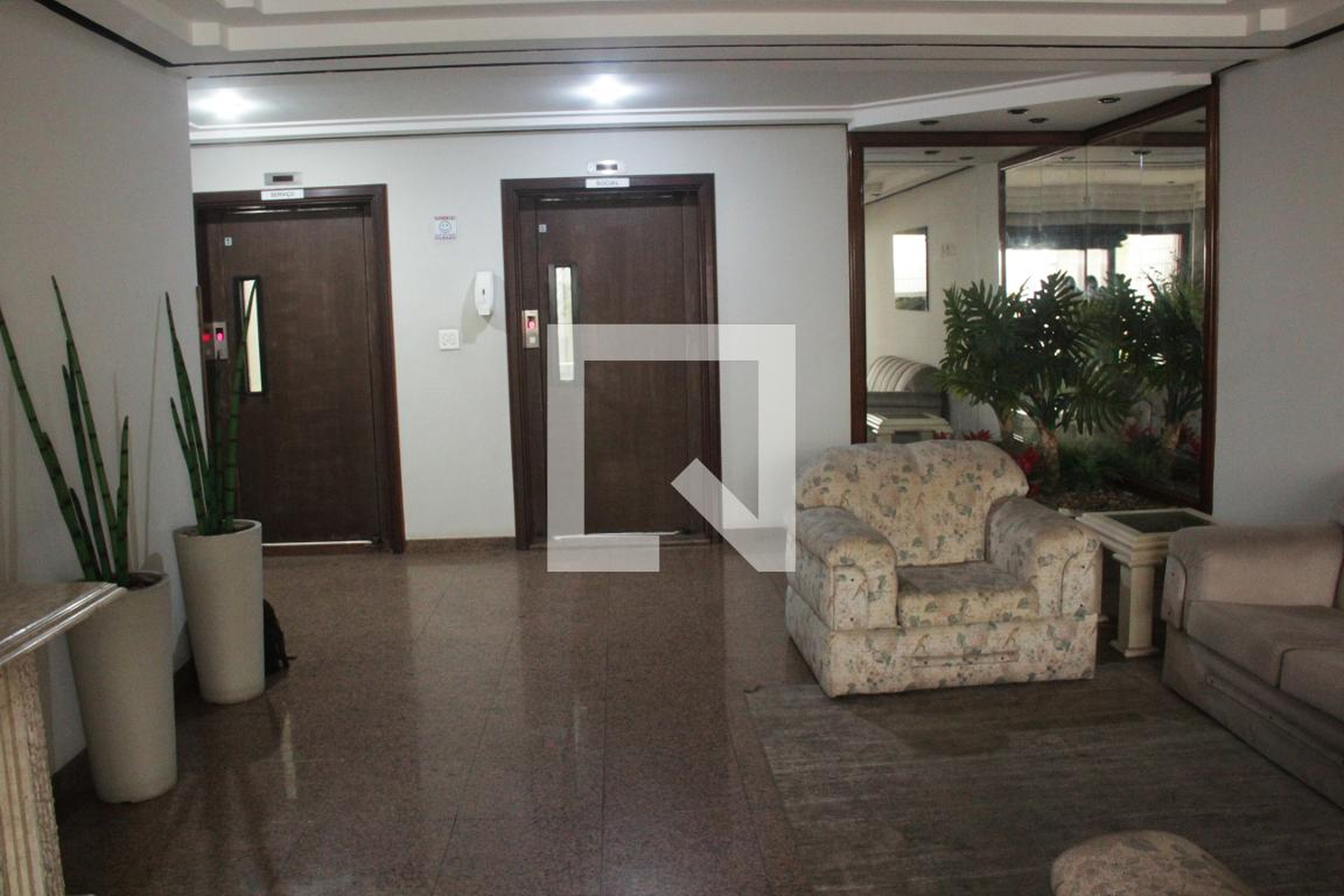 Hall de entrada - Moon Light