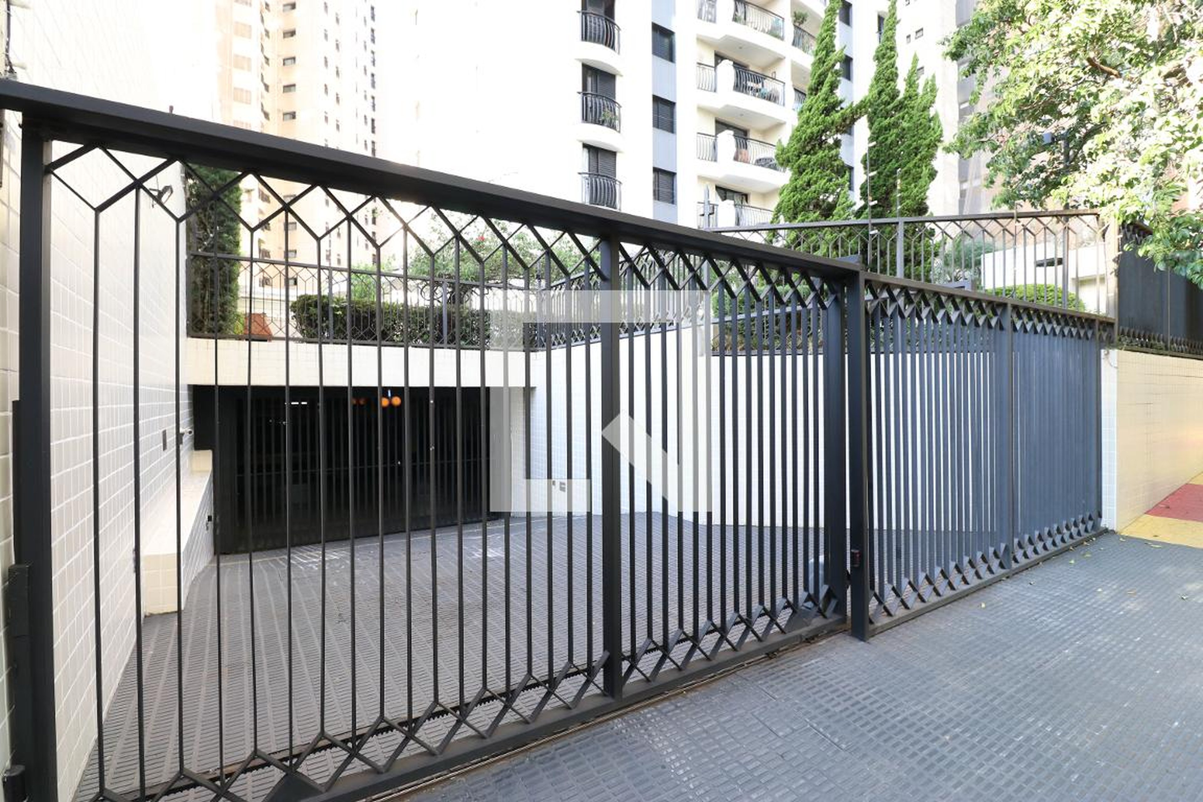 Fachada Edifício Outeiro das Flores