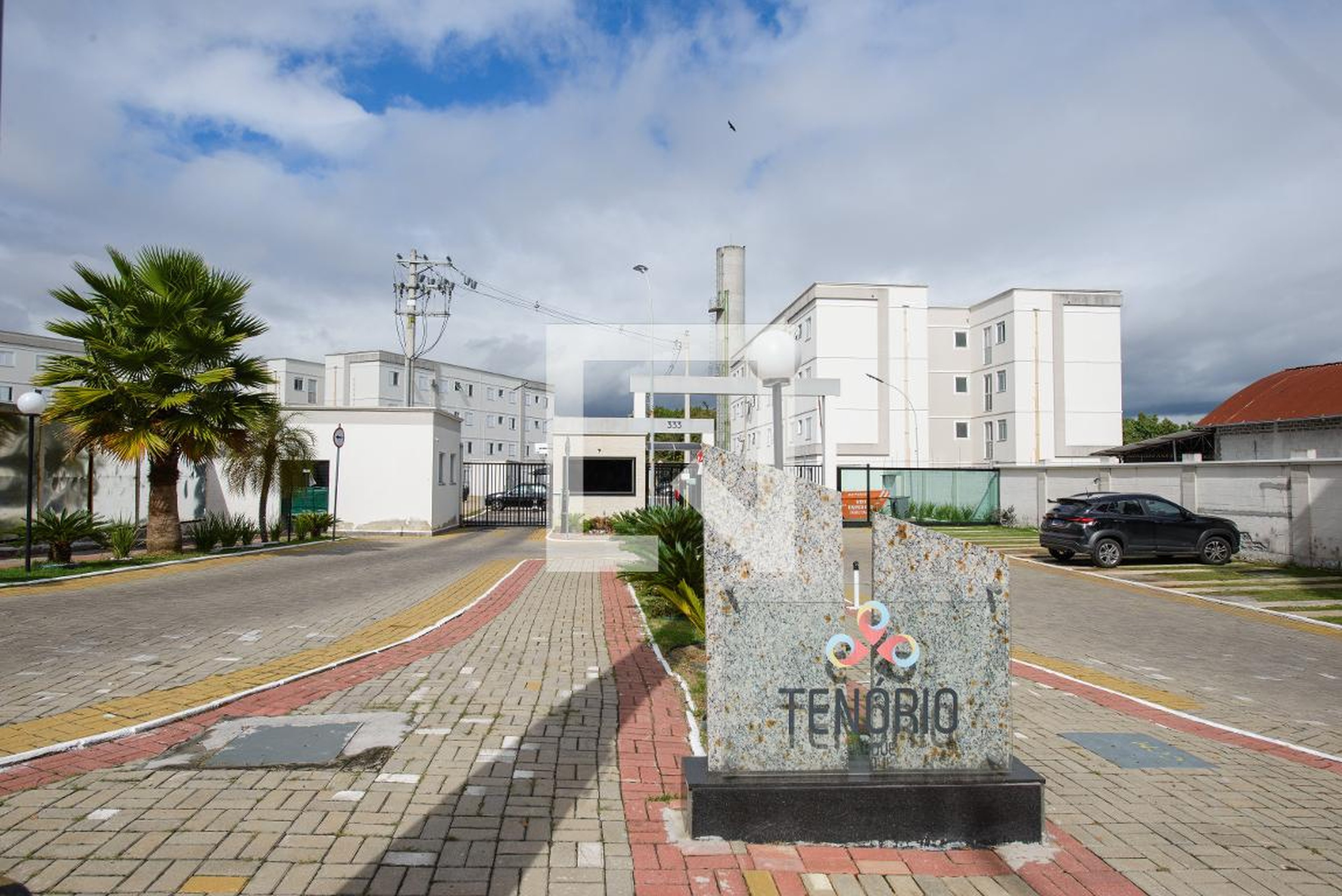 Fachada do Condomínio Condomínio Tenorio