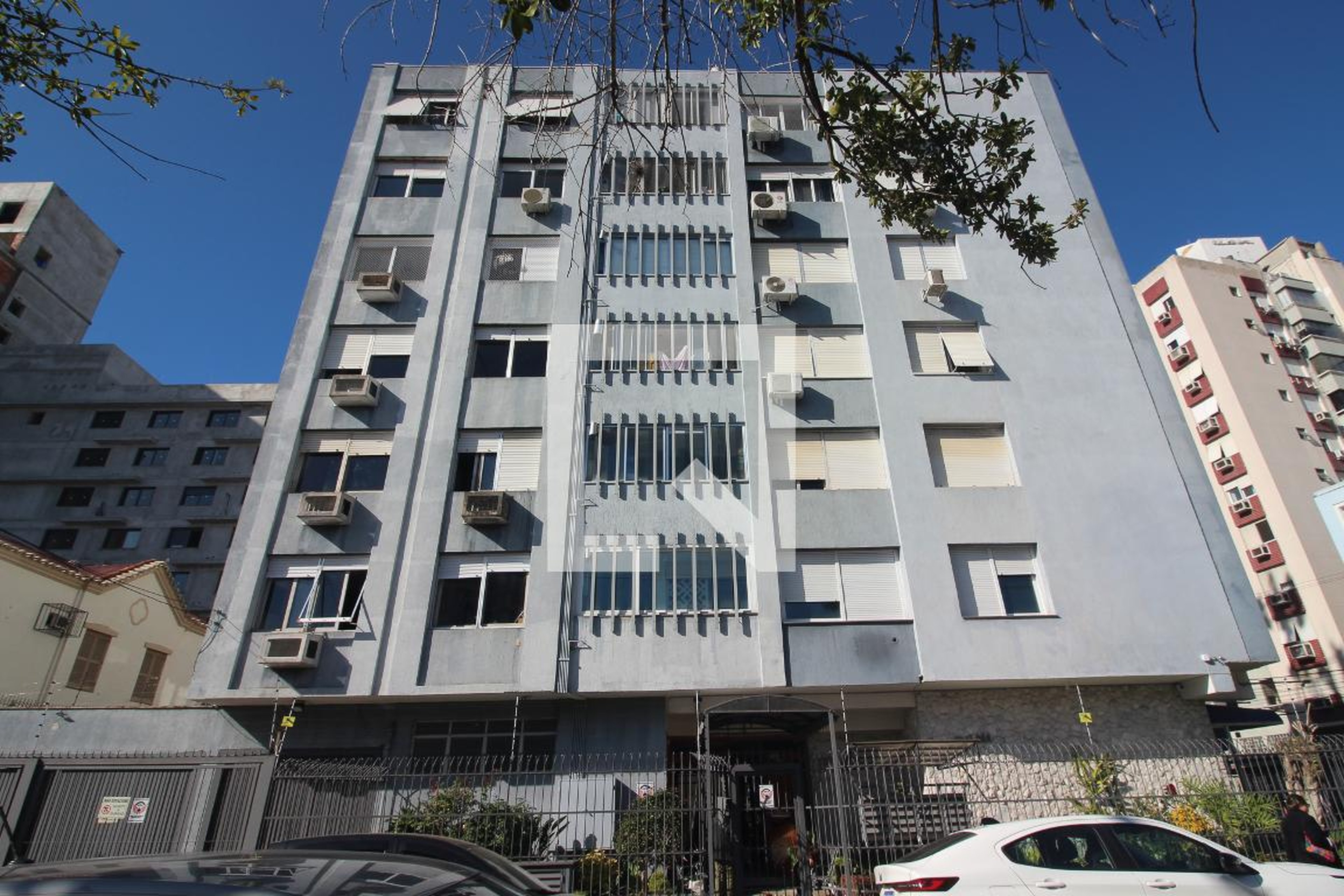 Fachada do Prédio Condomínio em Rua Luiz Afonso, 158