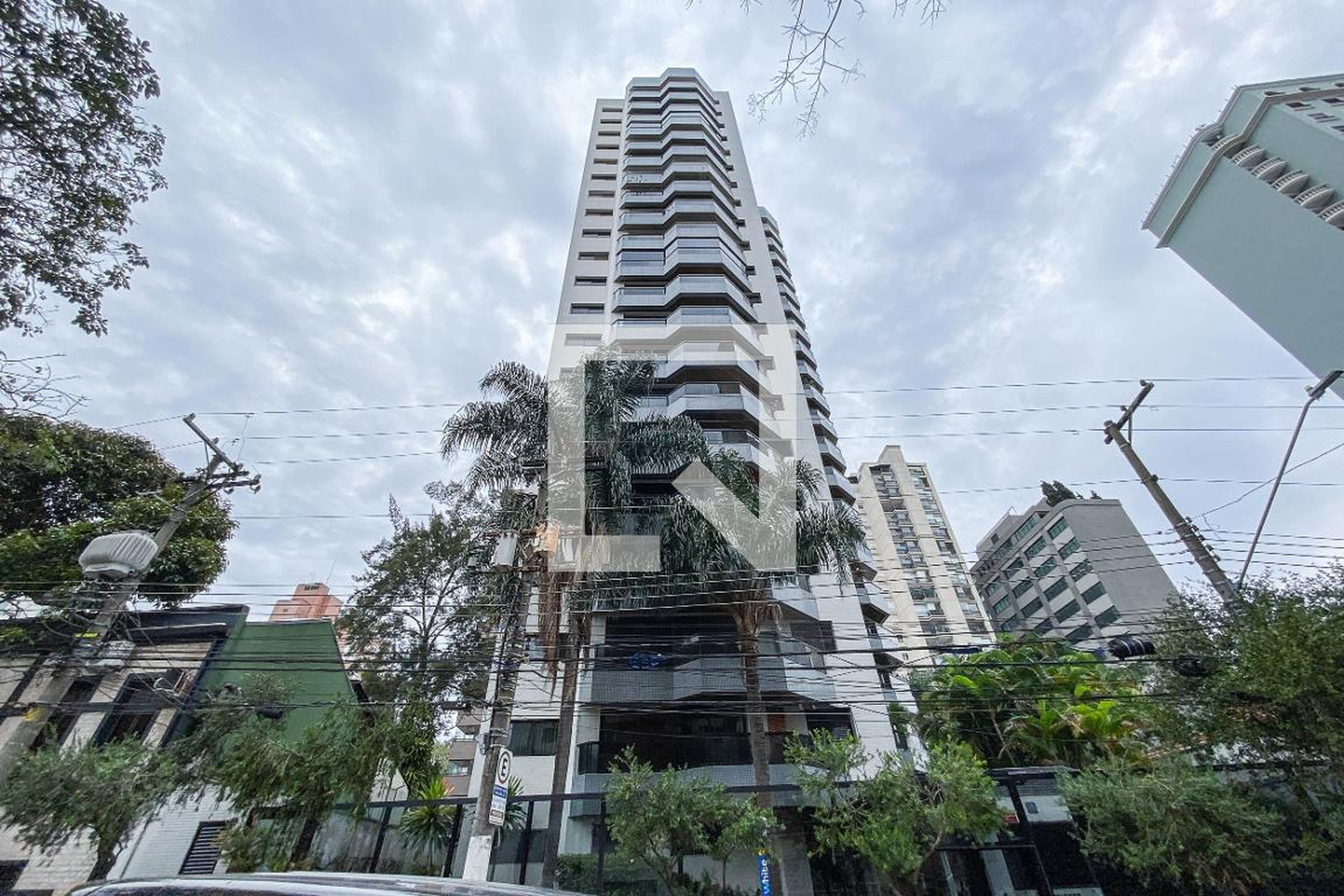 Fachada Condomínio Edifícios Valence Castellane