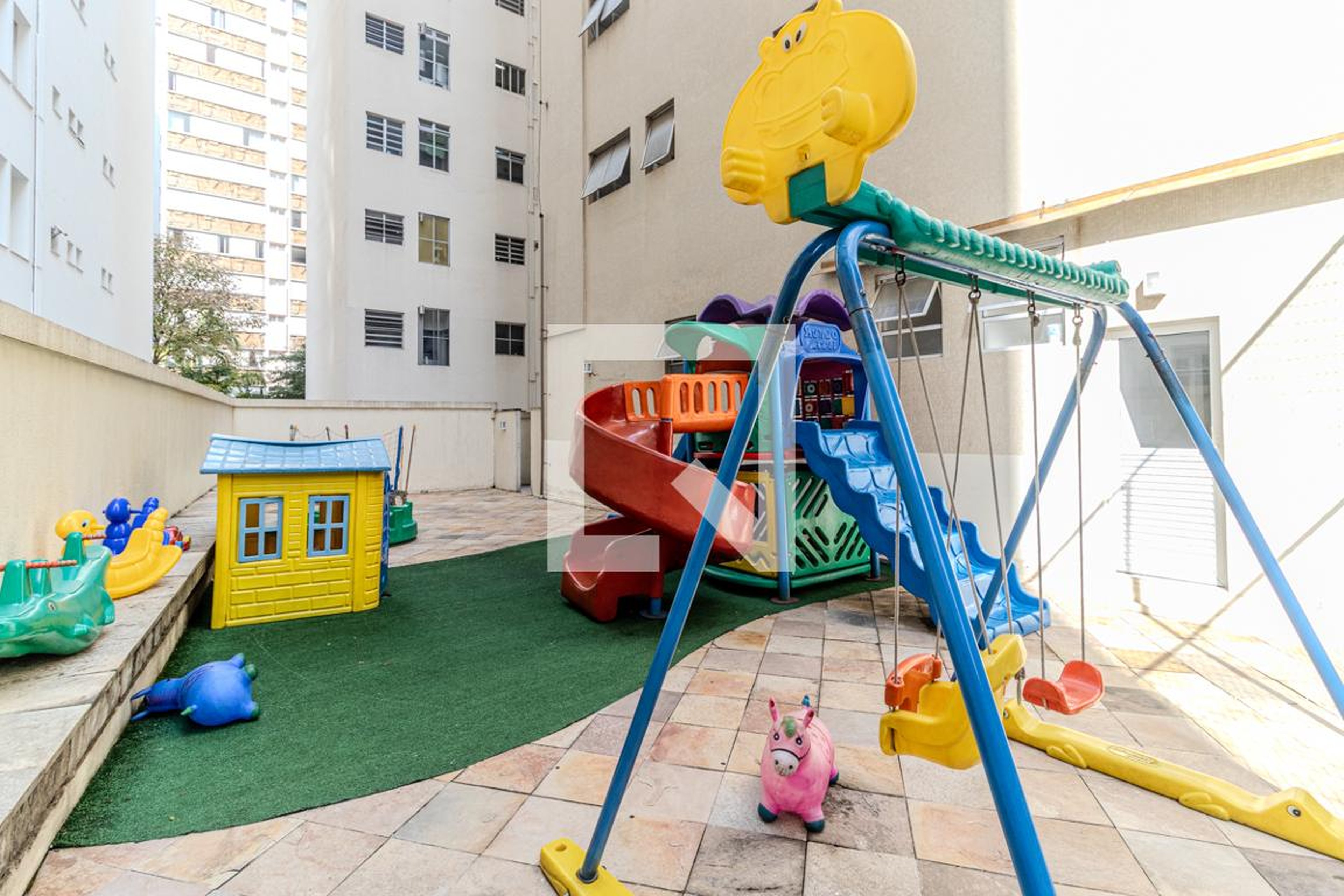 Playground - Turmalina