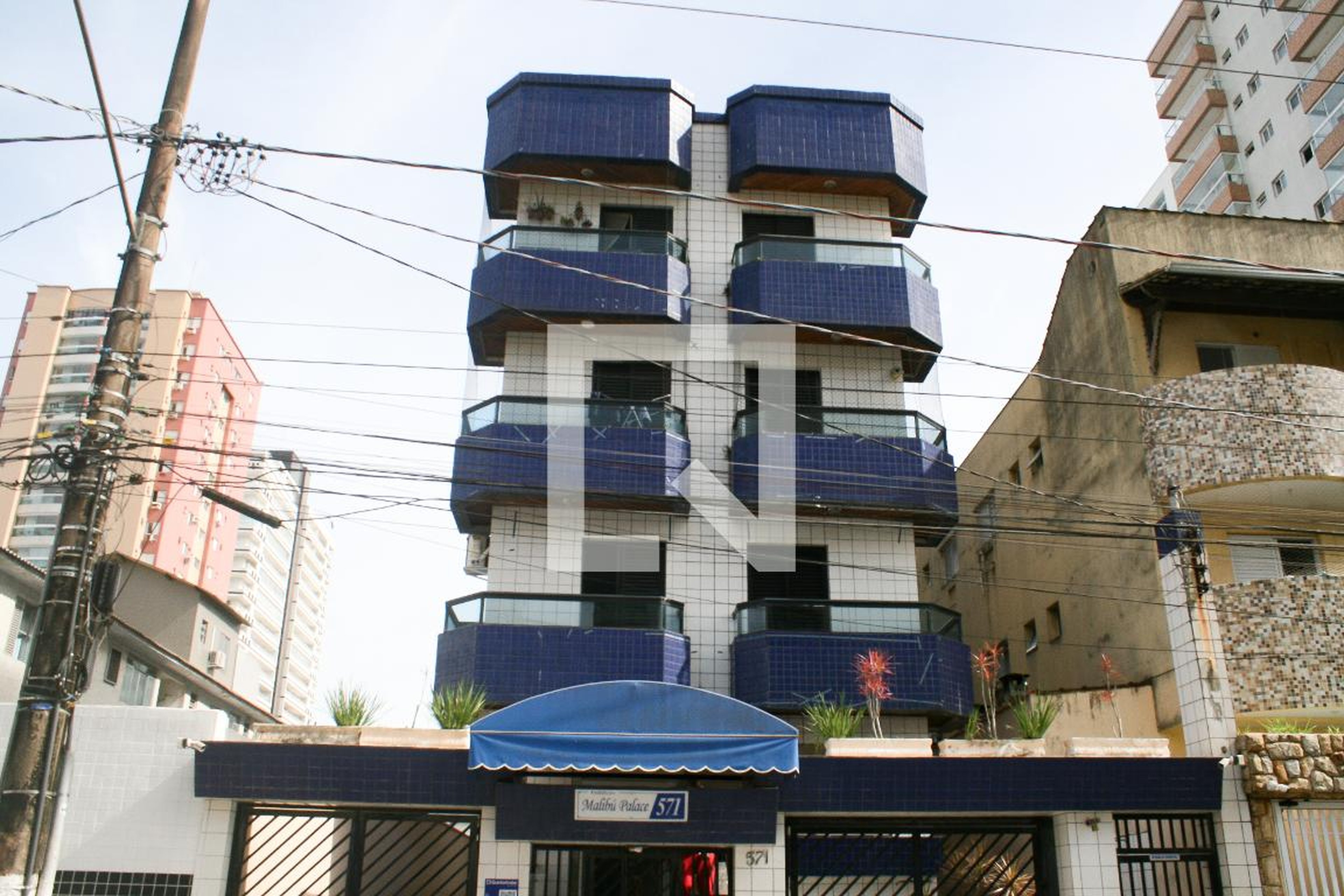 Fachada Condomínio Malibu Palace