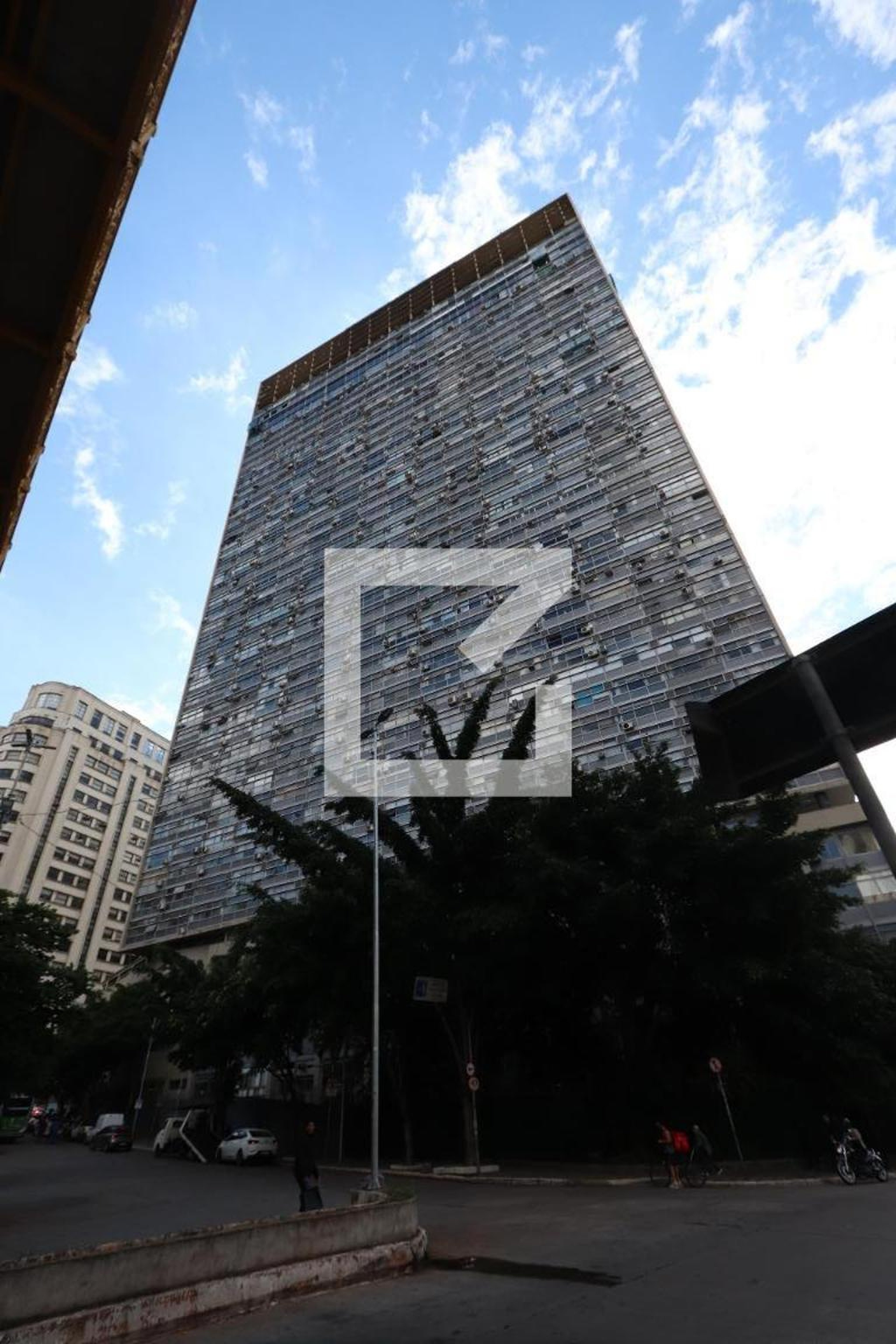 Fachada do Prédio Condomínio Mirante do Vale