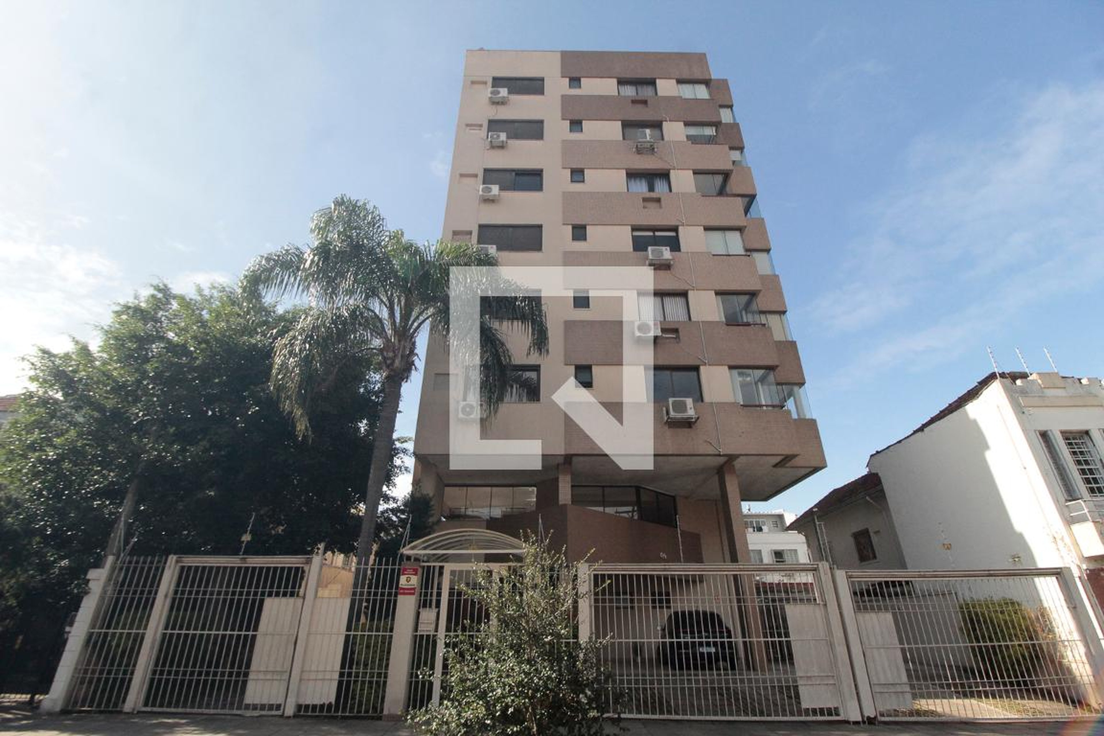 Fachada Condomínio em Rua Giordano Bruno, 268