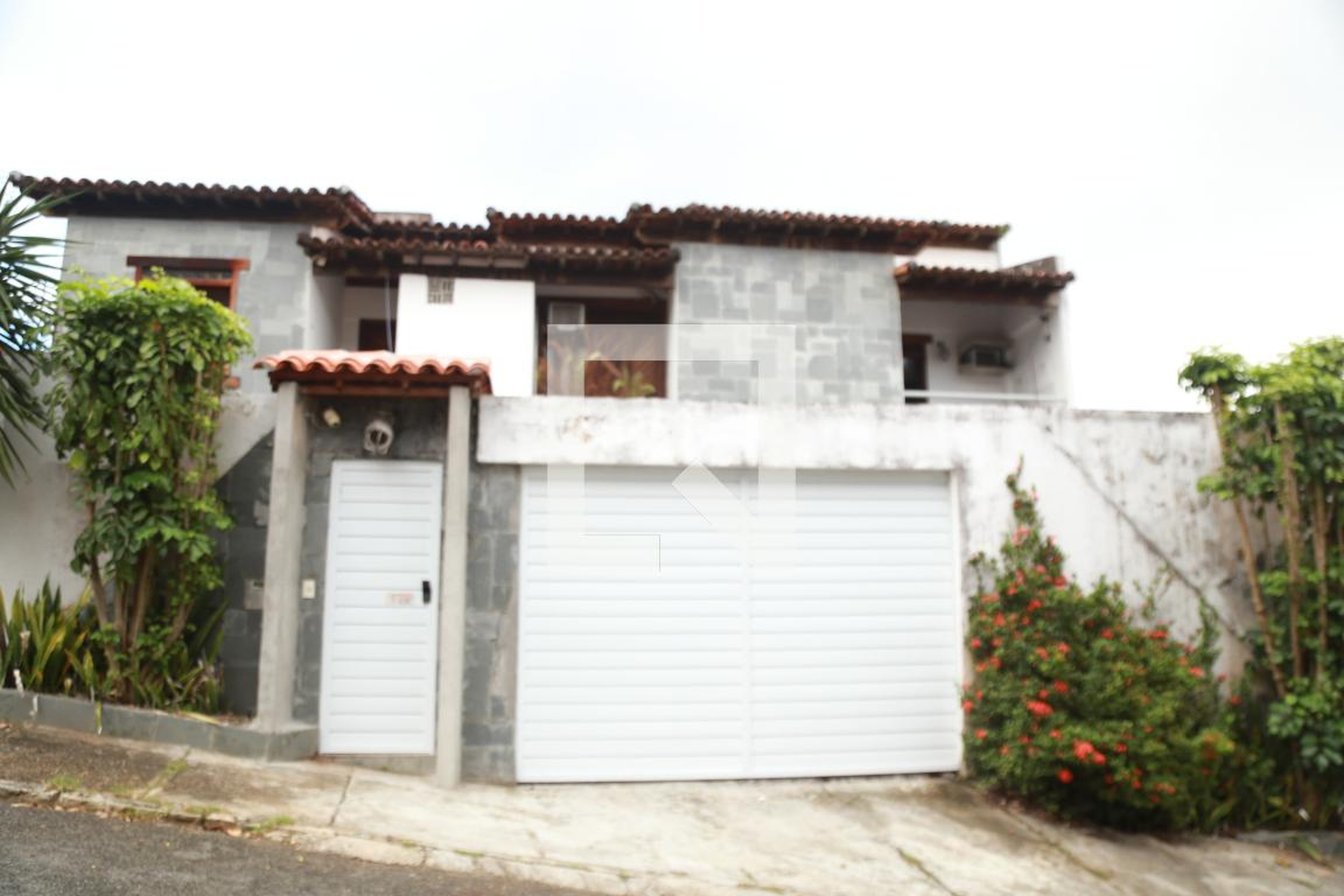 Fachada Condomínio em Alameda Guedeville, 32