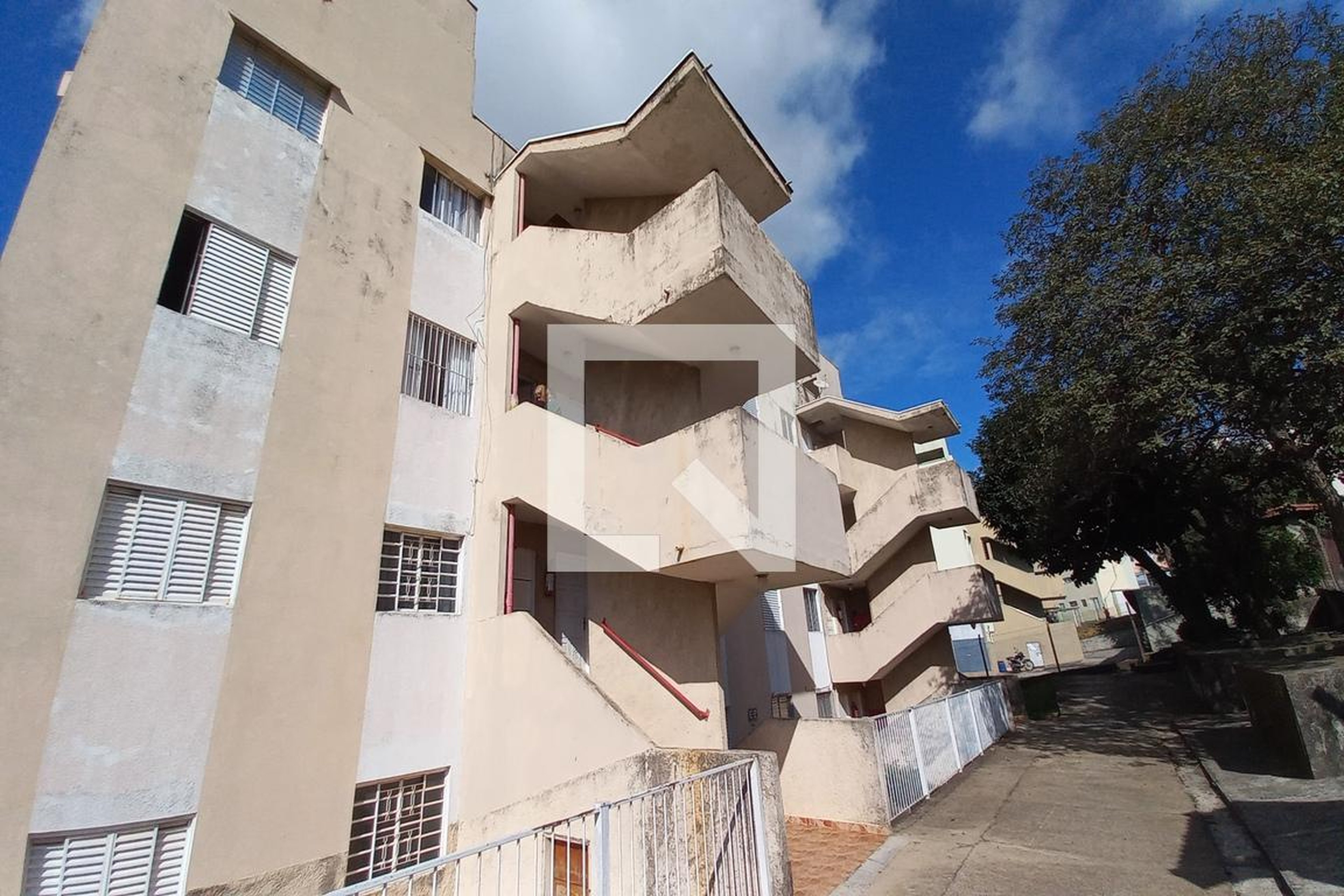 Fachada do Prédio Condomínio em Rua Pelicano, 1053