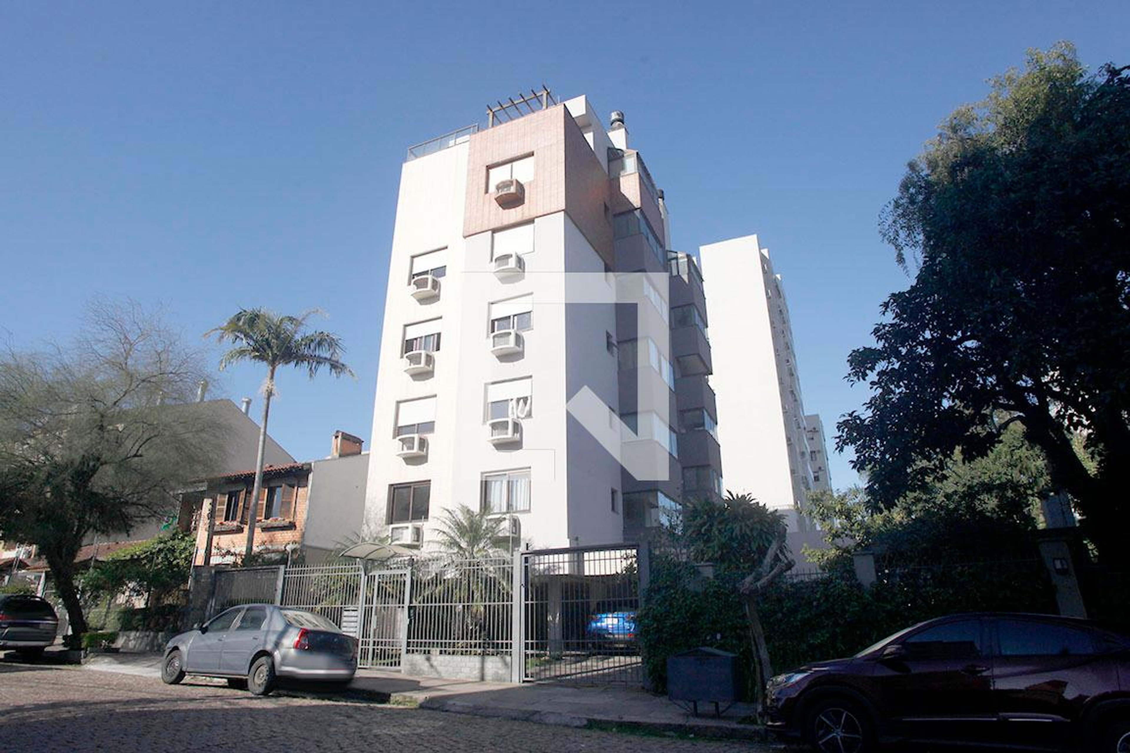 Fachada Condomínio em Rua Dona Inocência, 121