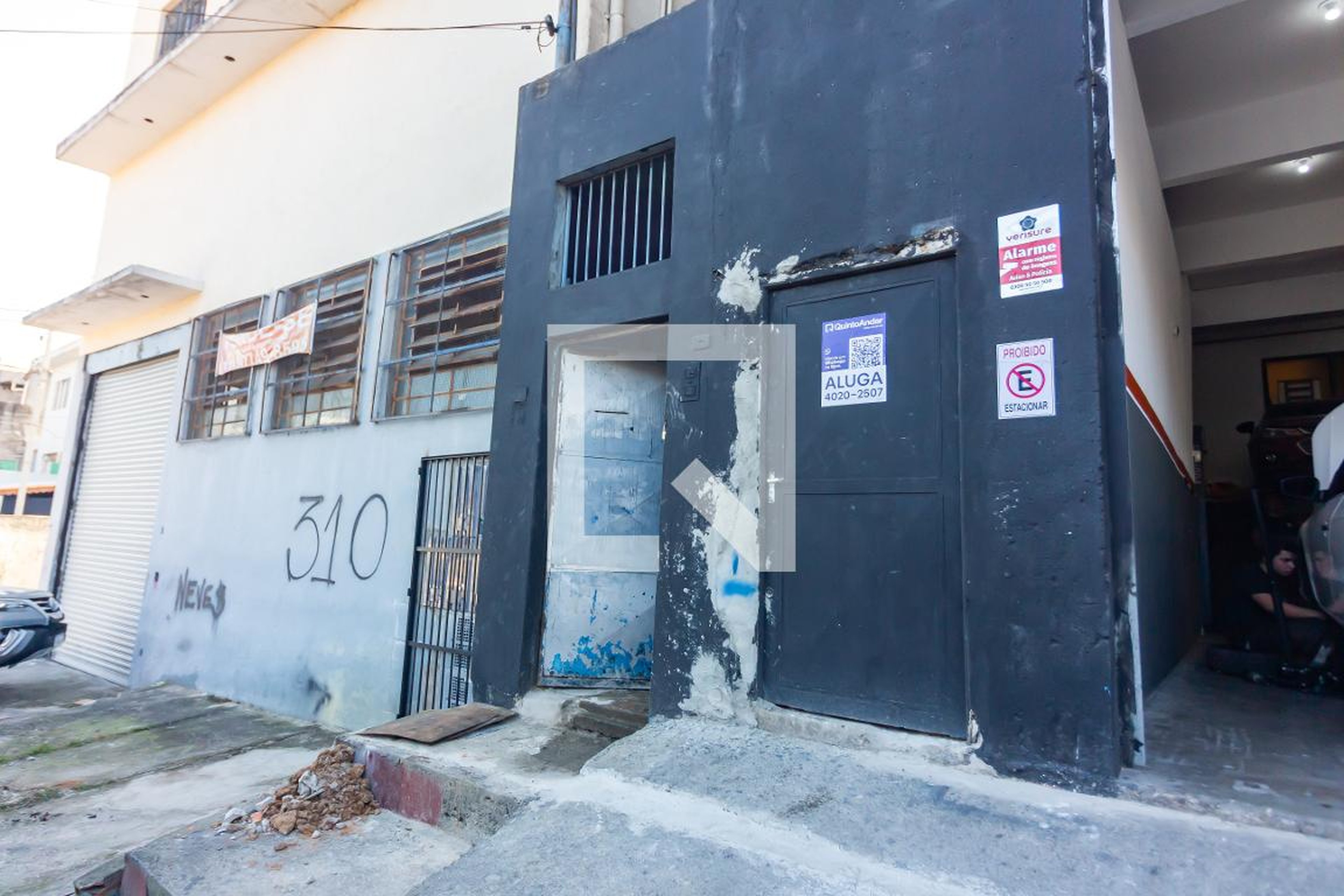 Fachada Condomínio em Rua Professor Aristídes Couto, 310