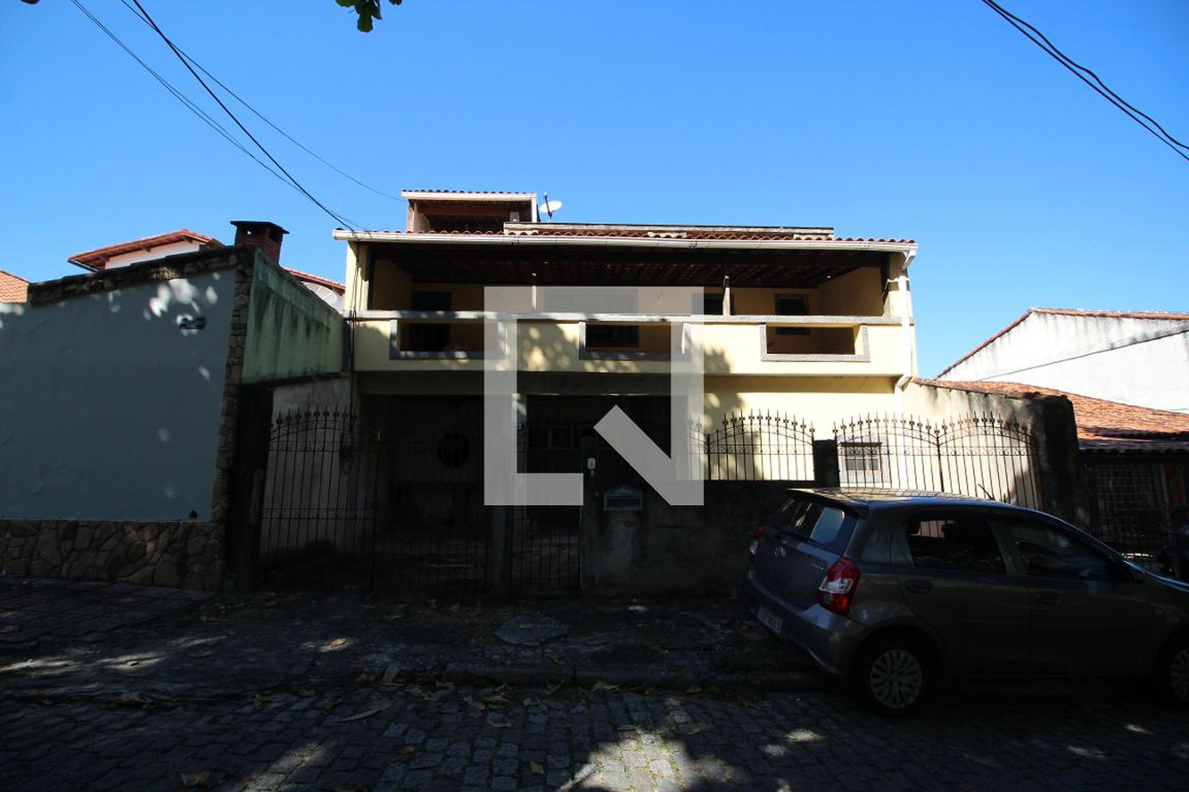 Fachada Condomínio em Rua Domingos D Ângelo, 25