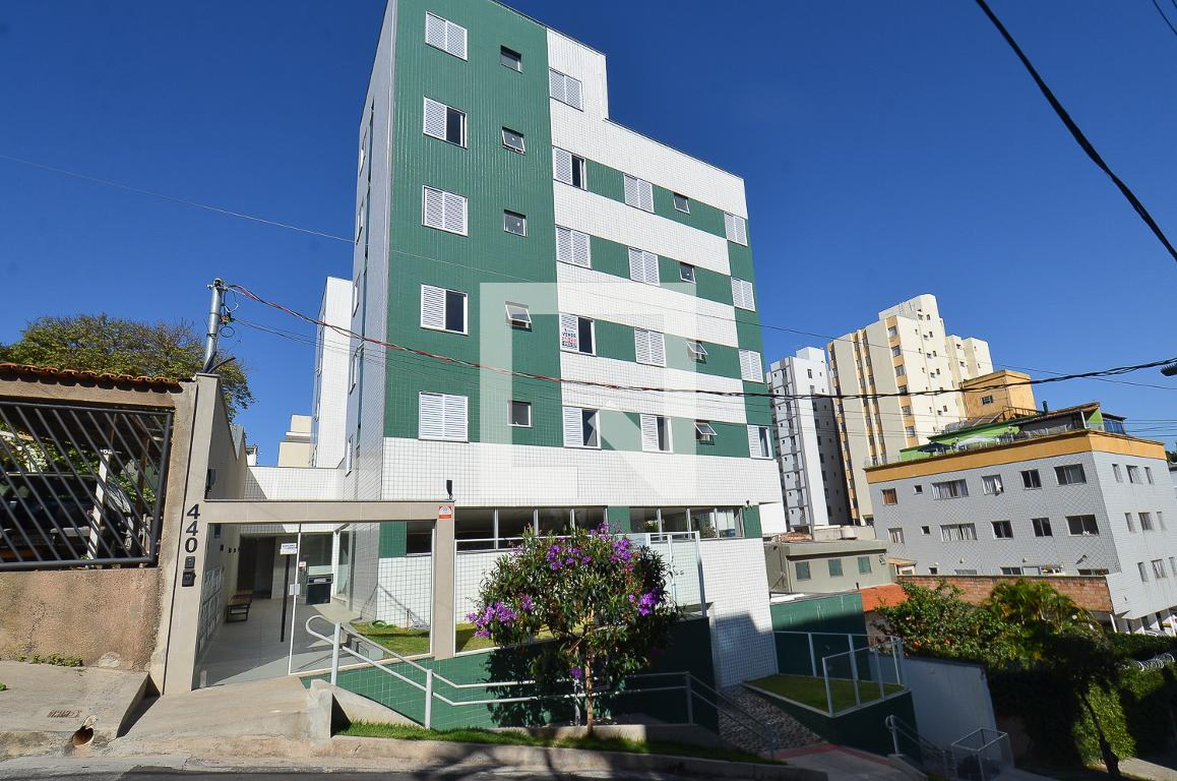 Fachada Condomínio em Rua São Roque, 440