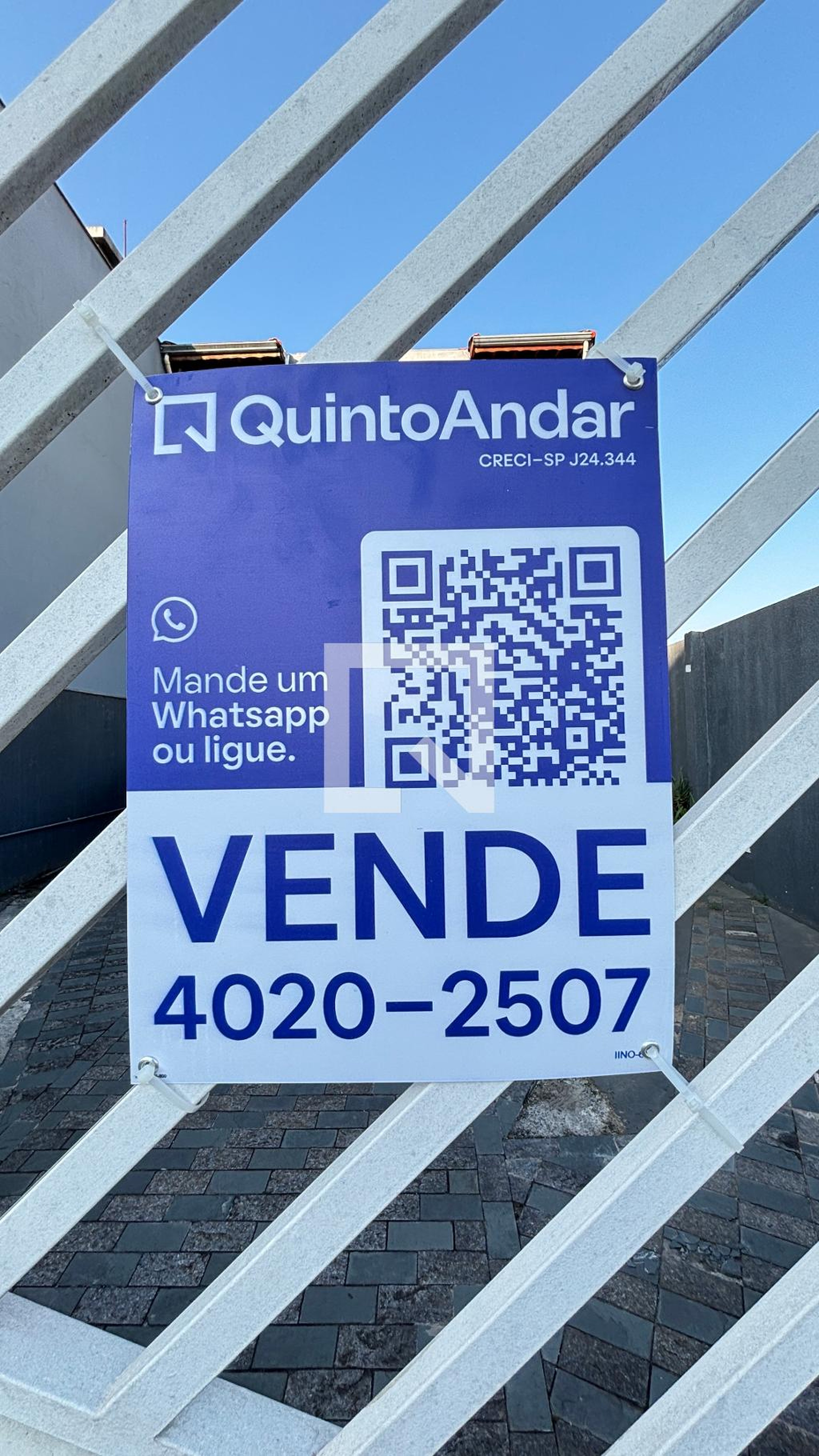 Fachada Condomínio em Rua Doutor Mayera, 265