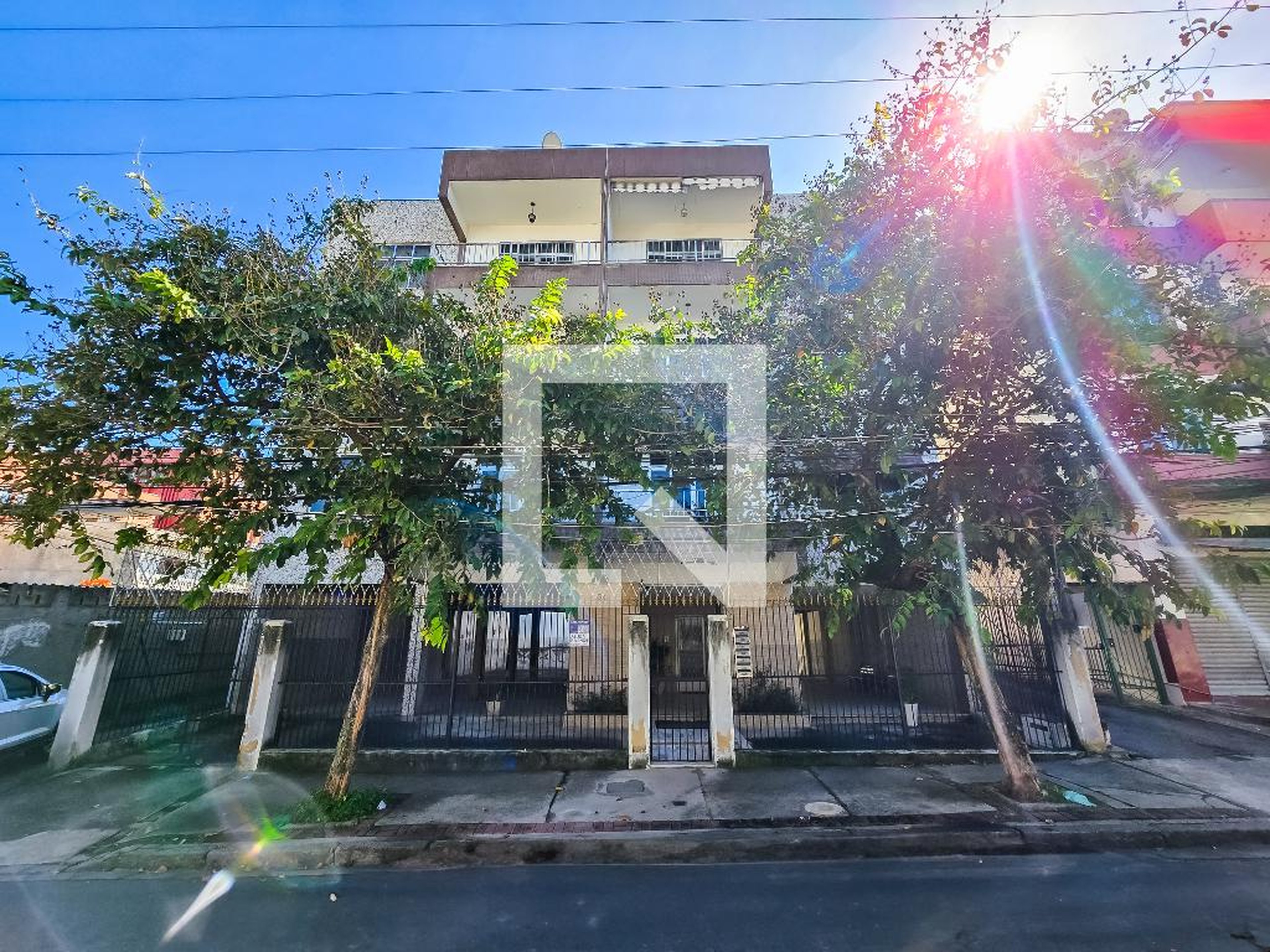 Fachada Condomínio em Rua Souto, 338