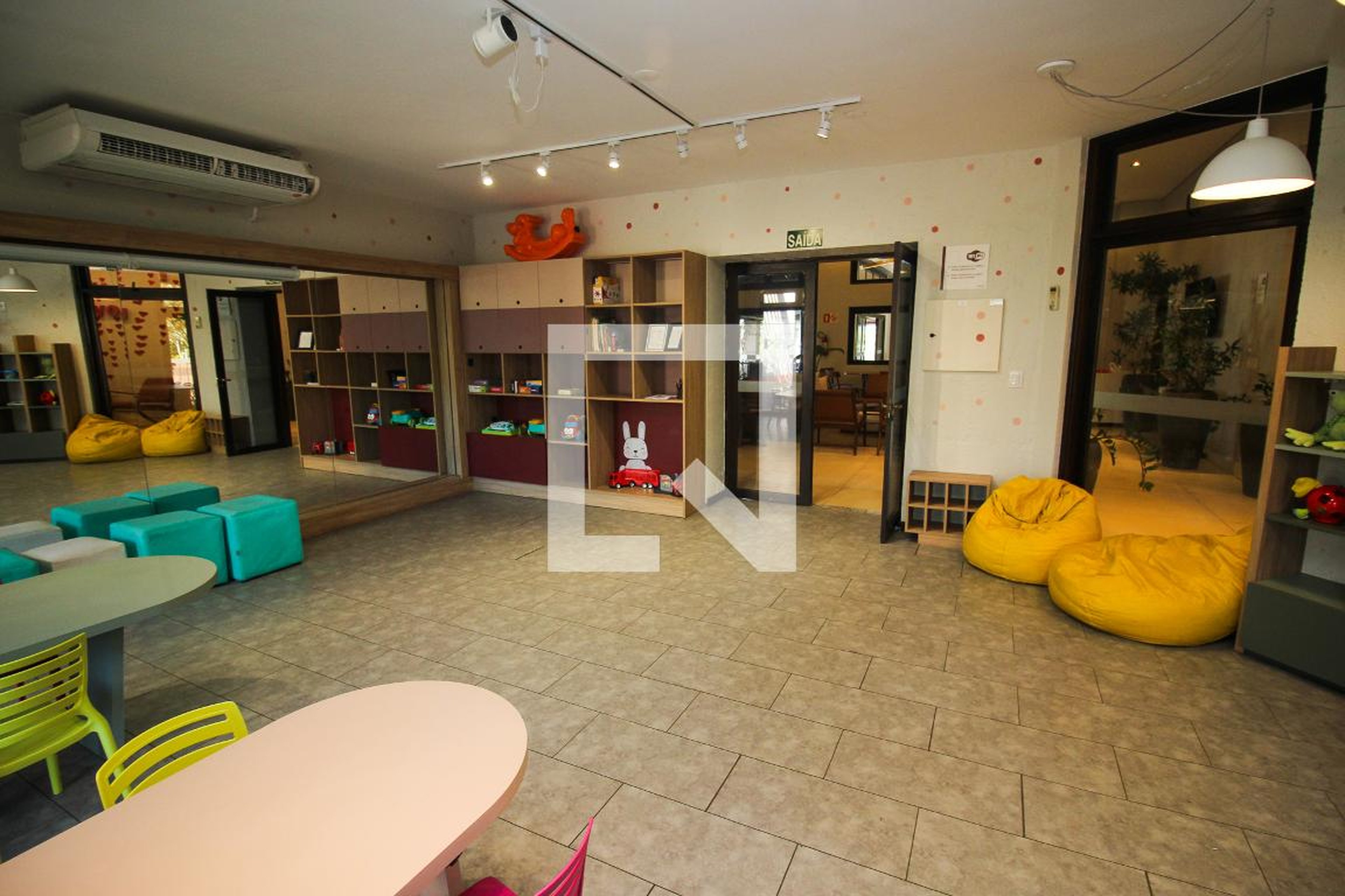 Brinquedoteca - Alphaville Casa LU436926