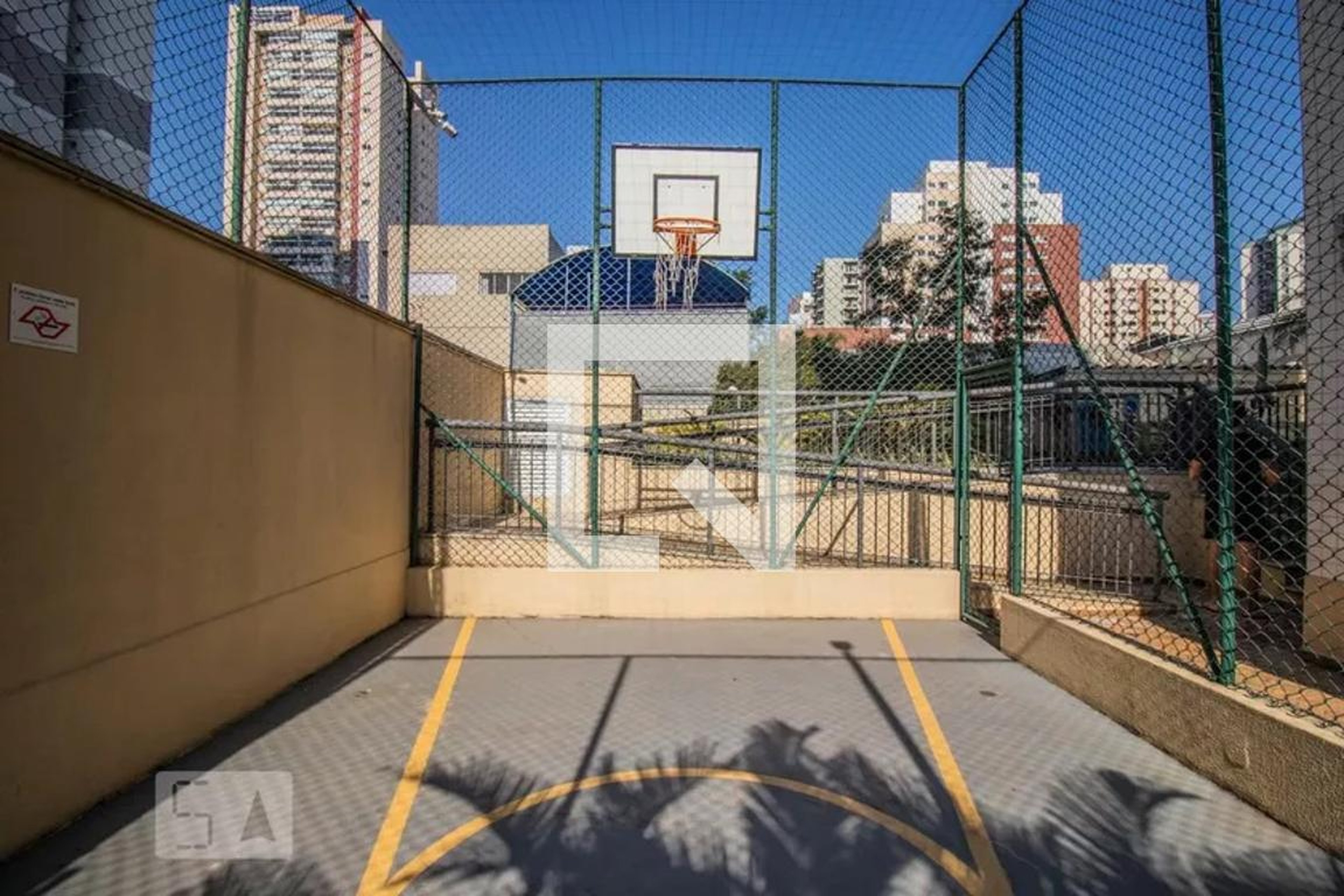 Quadra Esportiva - Edifício Ilha de Capri Tropical