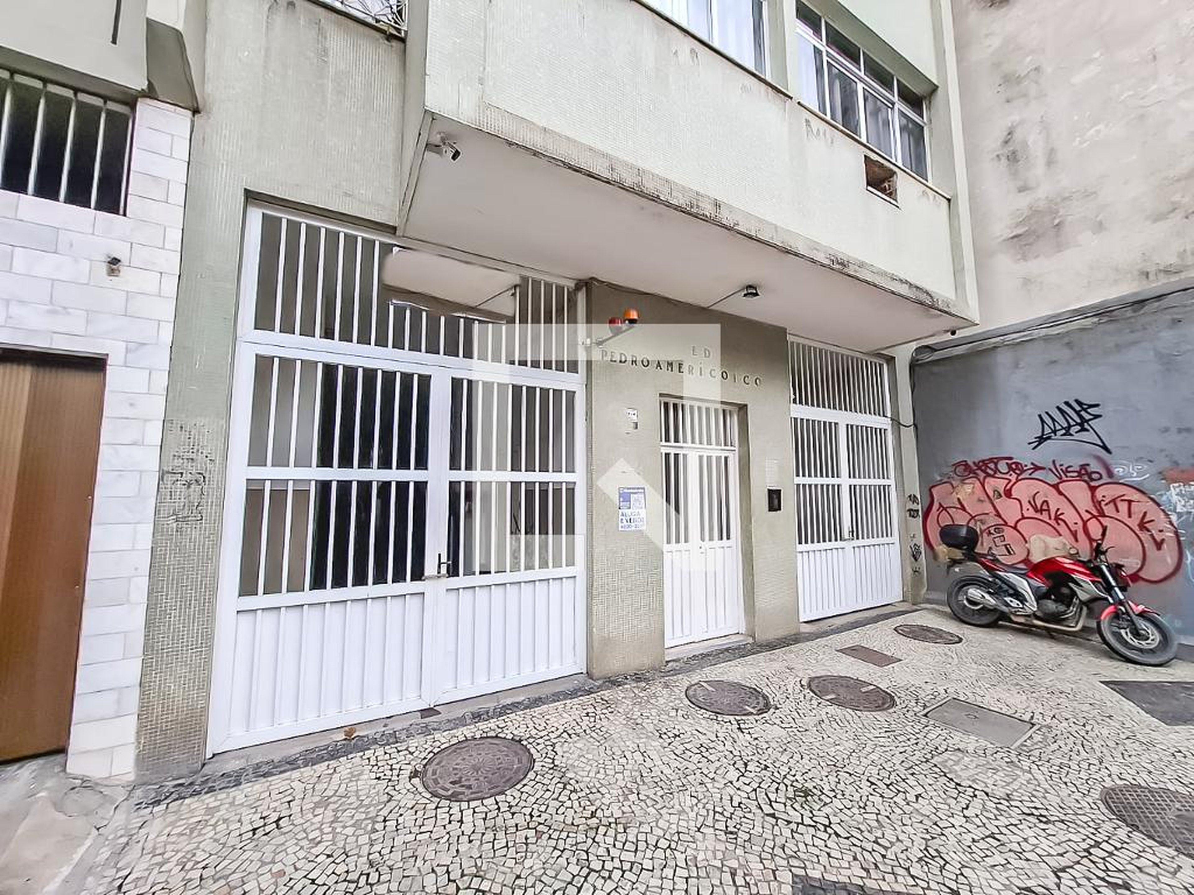 Fachada Edifício Pedro Américo