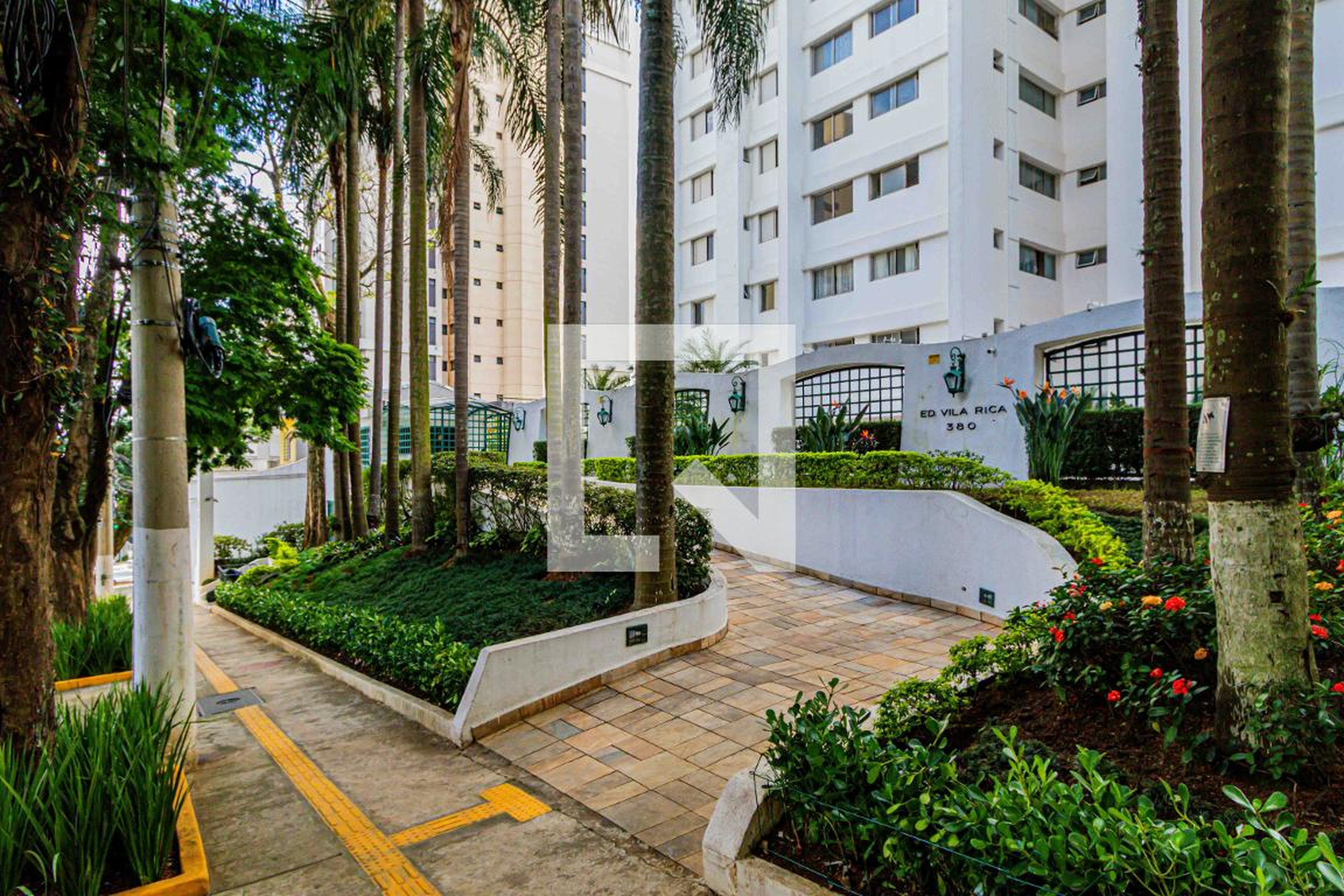 Fachada Condomínio Vila Rica
